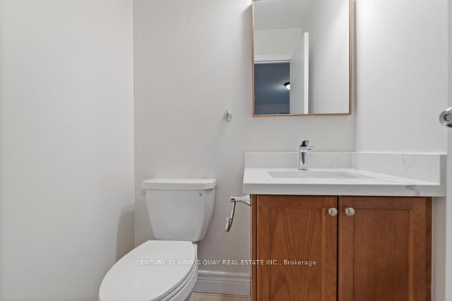 Photo 23 of 37 New Port Way, Markham, Thornhill — HOMEH