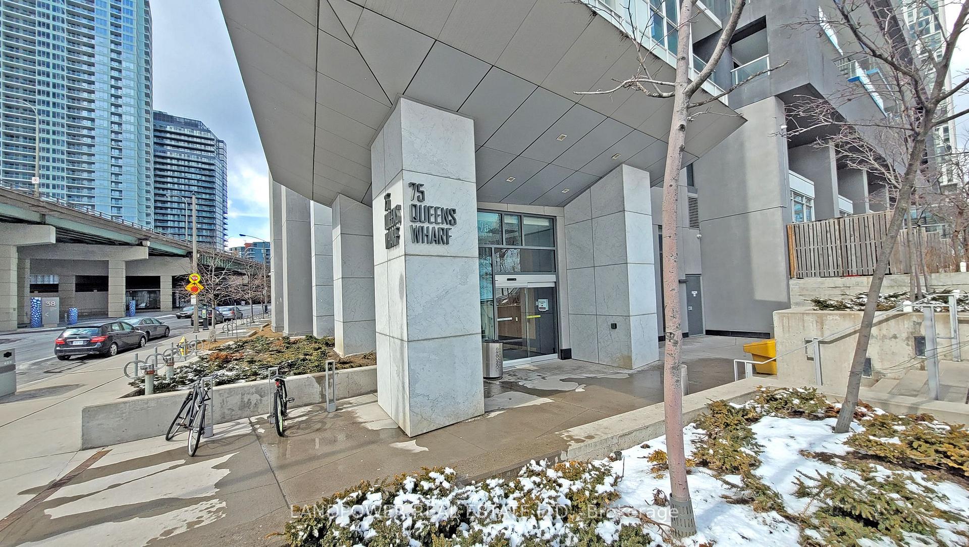 Photo 2 of Unit 3205, 75 Queens Wharf Road, Toronto, Waterfront Communities — HOMEH