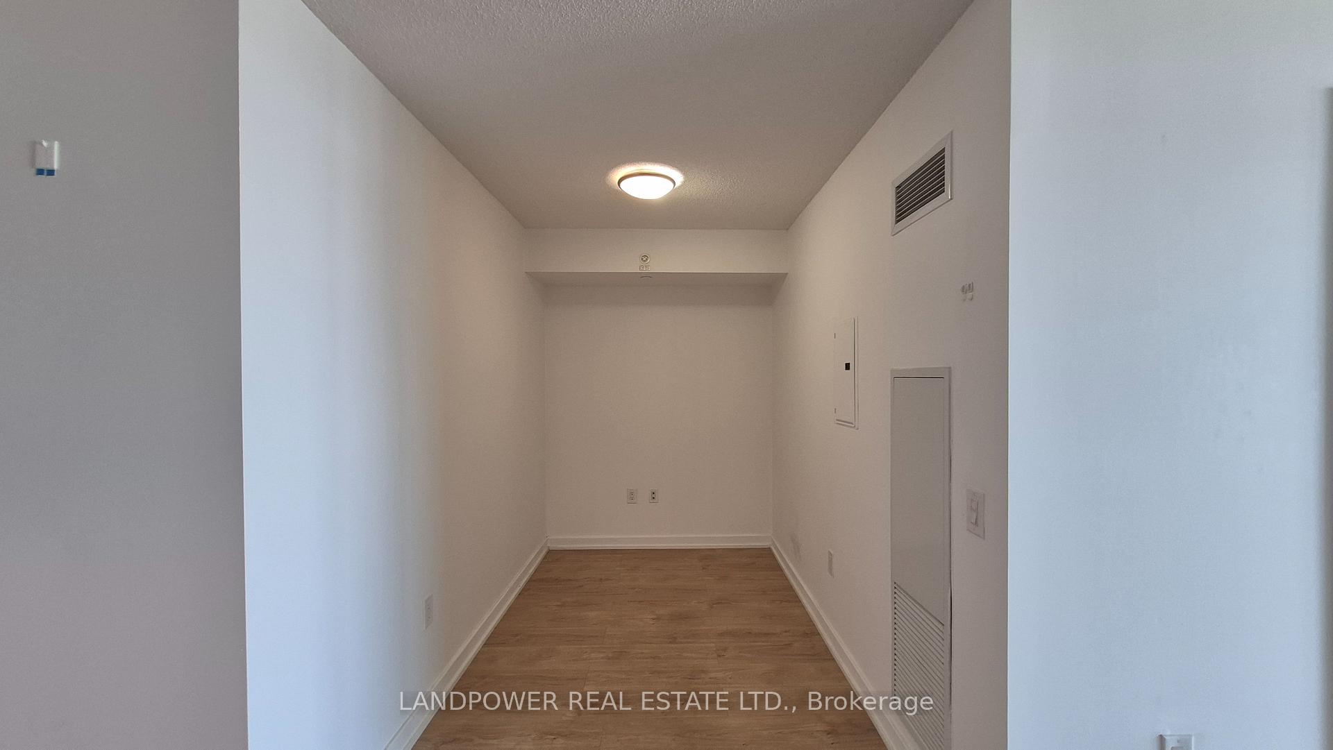 Photo 8 of Unit 3205, 75 Queens Wharf Road, Toronto, Waterfront Communities — HOMEH
