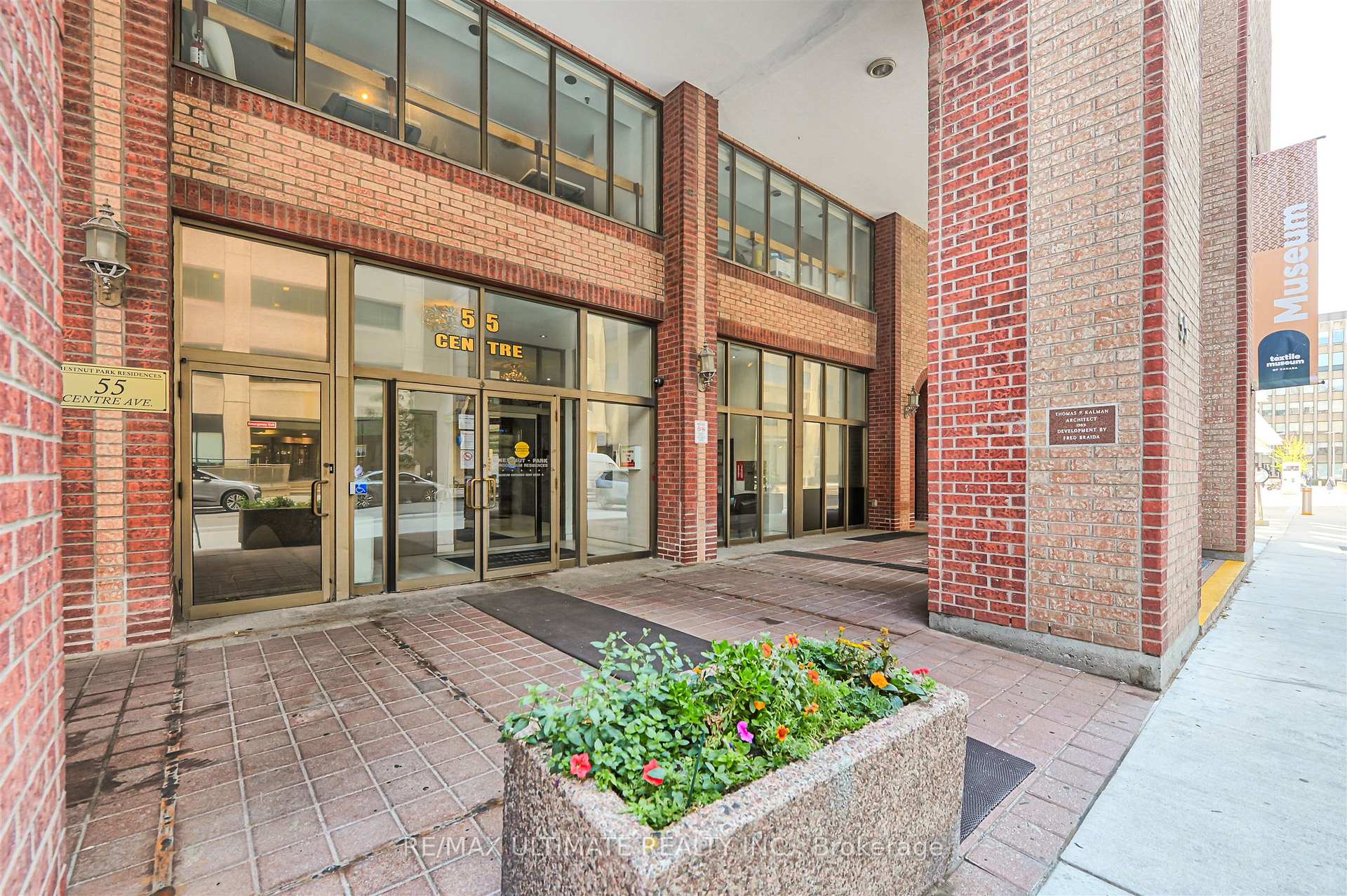 Photo 2 of Unit 2206, 55 Centre Avenue, Toronto, Bay Street Corridor — HOMEH