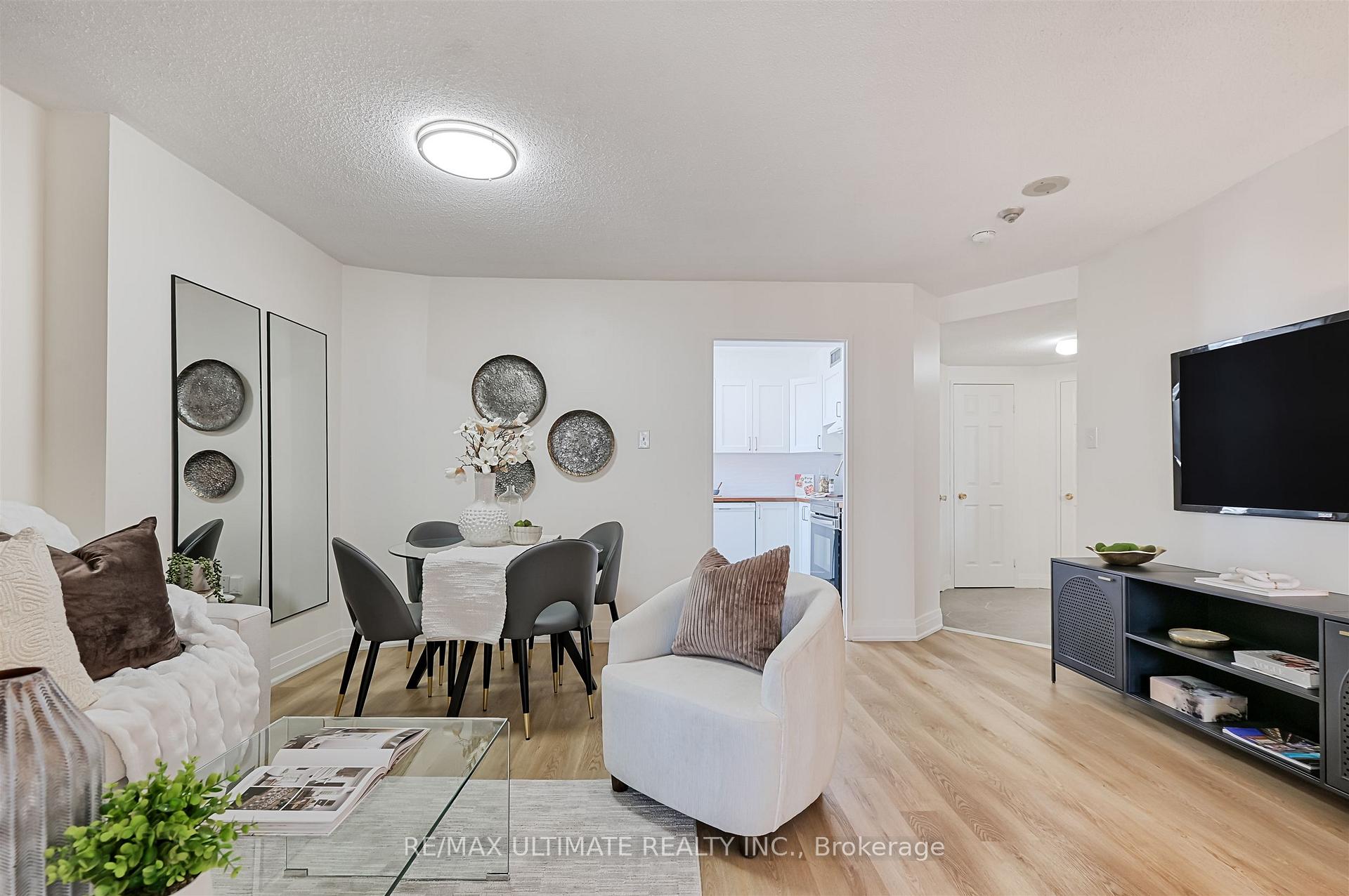 Photo 8 of Unit 2206, 55 Centre Avenue, Toronto, Bay Street Corridor — HOMEH