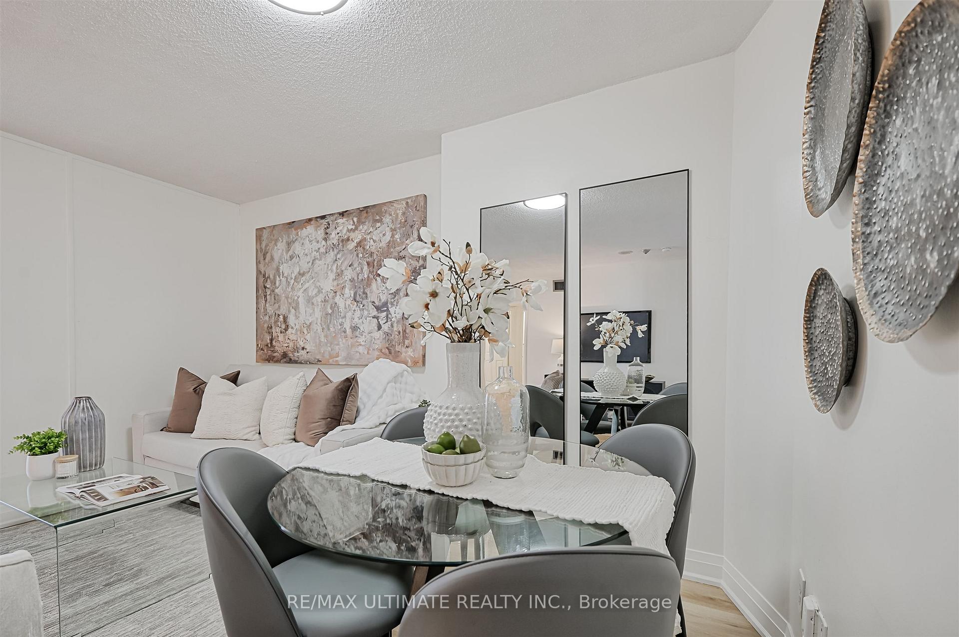 Photo 12 of Unit 2206, 55 Centre Avenue, Toronto, Bay Street Corridor — HOMEH