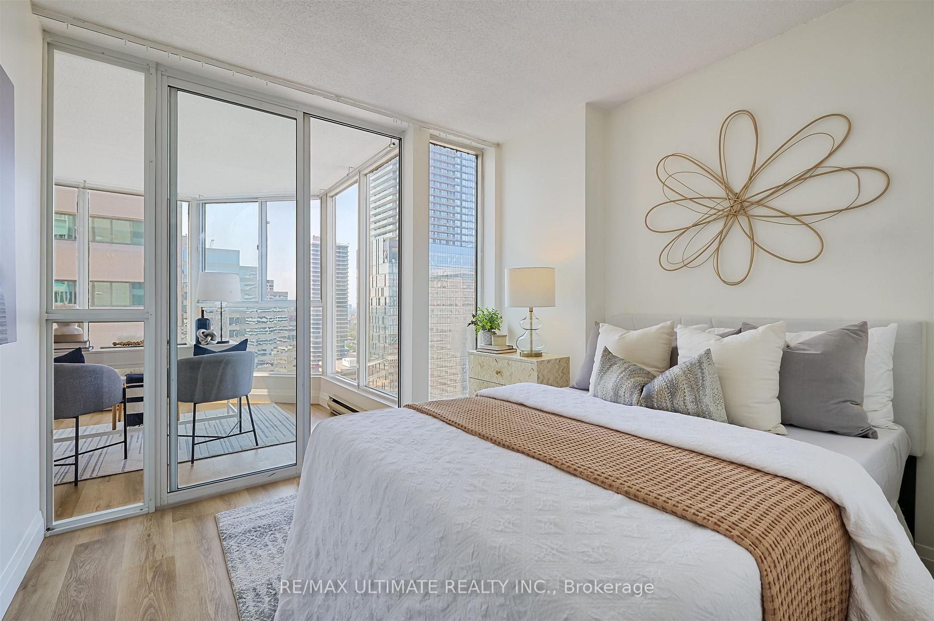 Photo 23 of Unit 2206, 55 Centre Avenue, Toronto, Bay Street Corridor — HOMEH