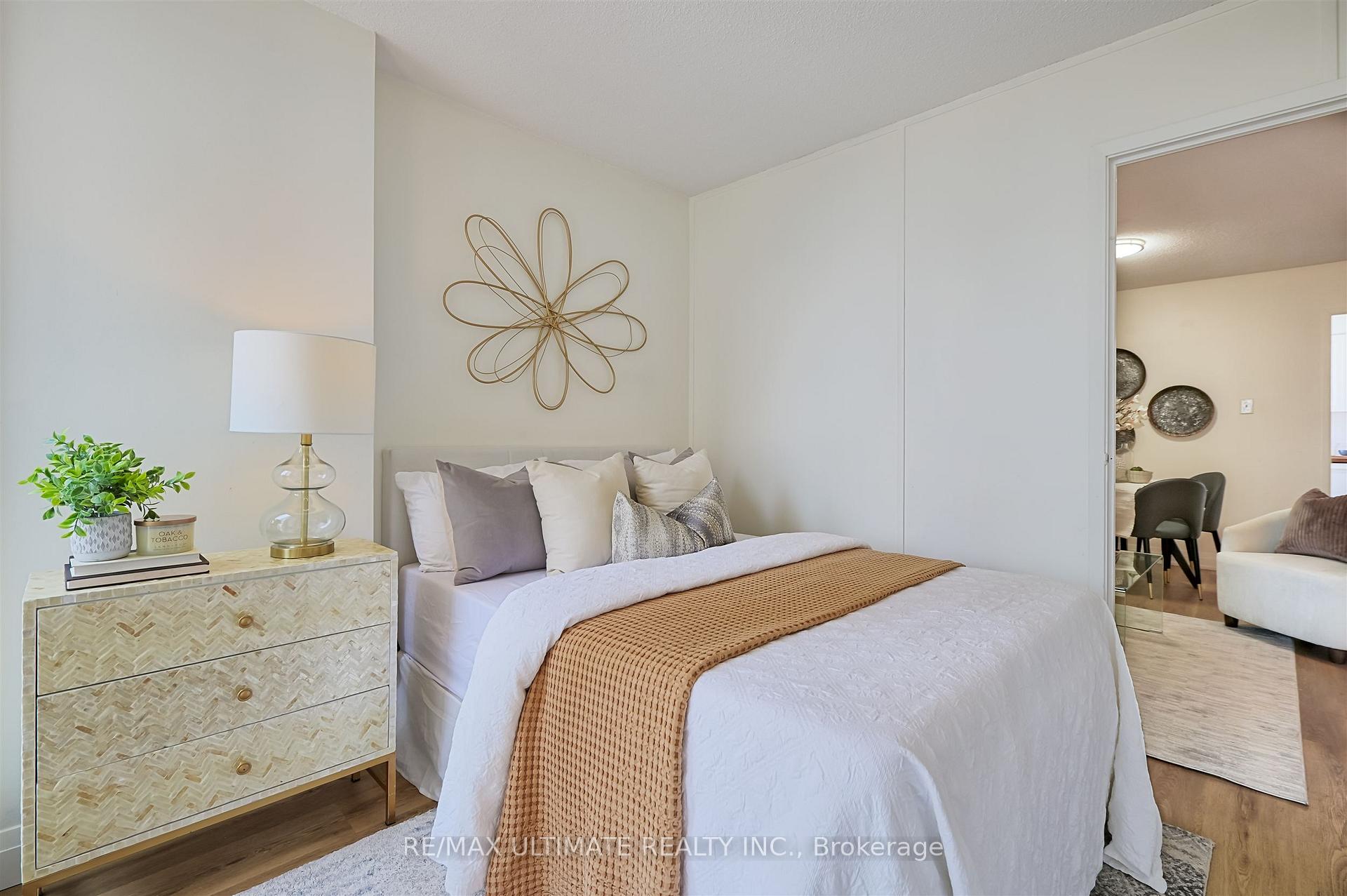 Photo 24 of Unit 2206, 55 Centre Avenue, Toronto, Bay Street Corridor — HOMEH