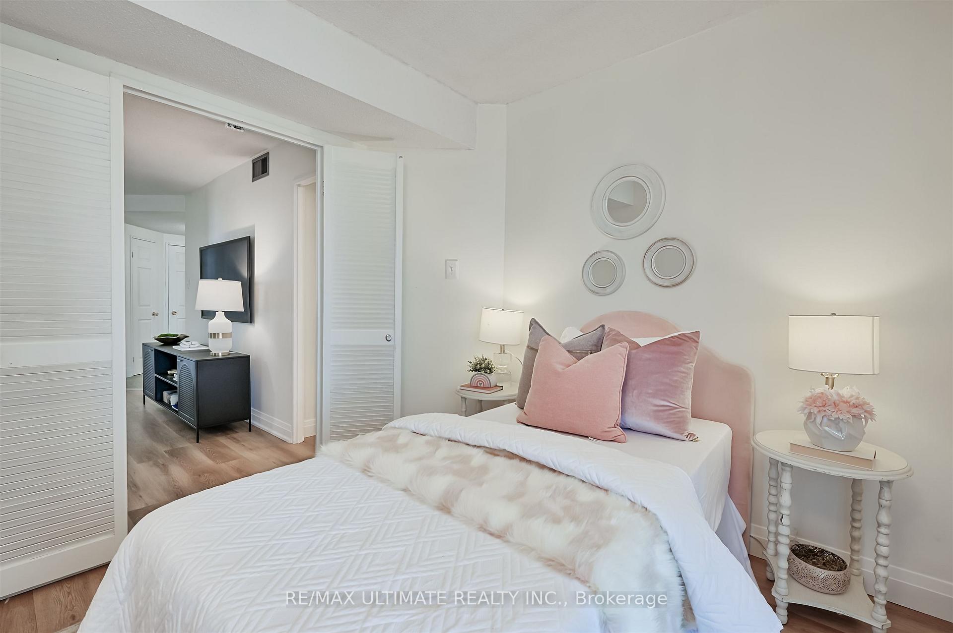 Photo 28 of Unit 2206, 55 Centre Avenue, Toronto, Bay Street Corridor — HOMEH