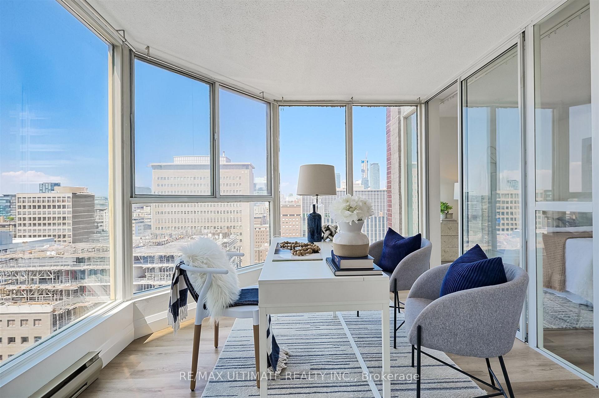 Photo 32 of Unit 2206, 55 Centre Avenue, Toronto, Bay Street Corridor — HOMEH