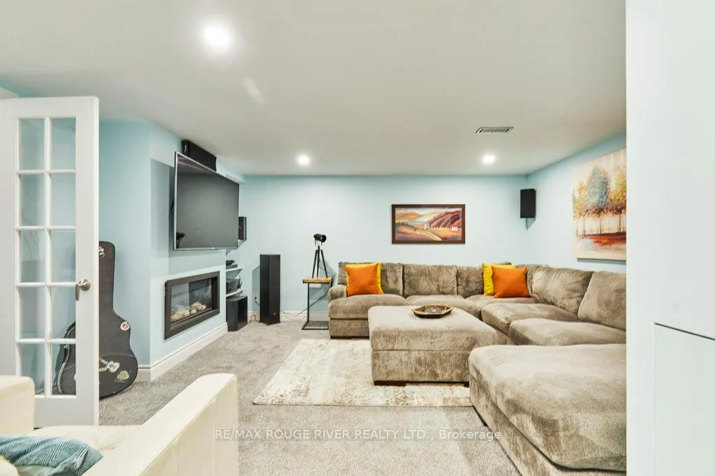 Photo 32 of 112 Old Varcoe Road, Clarington, Courtice — HOMEH