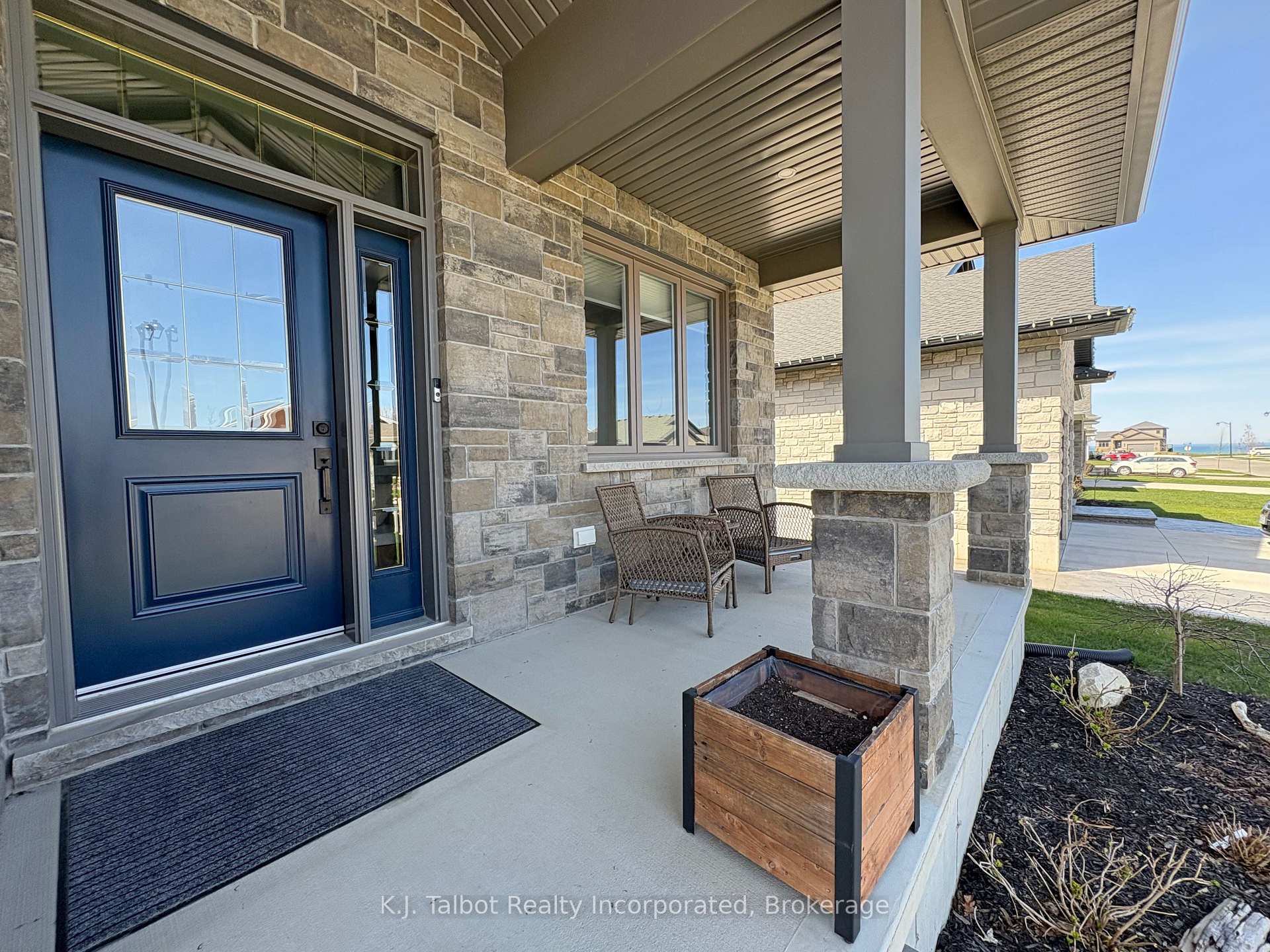 Photo 3 of 185 Shearwater Trail, Goderich, Goderich (Town) — HOMEH