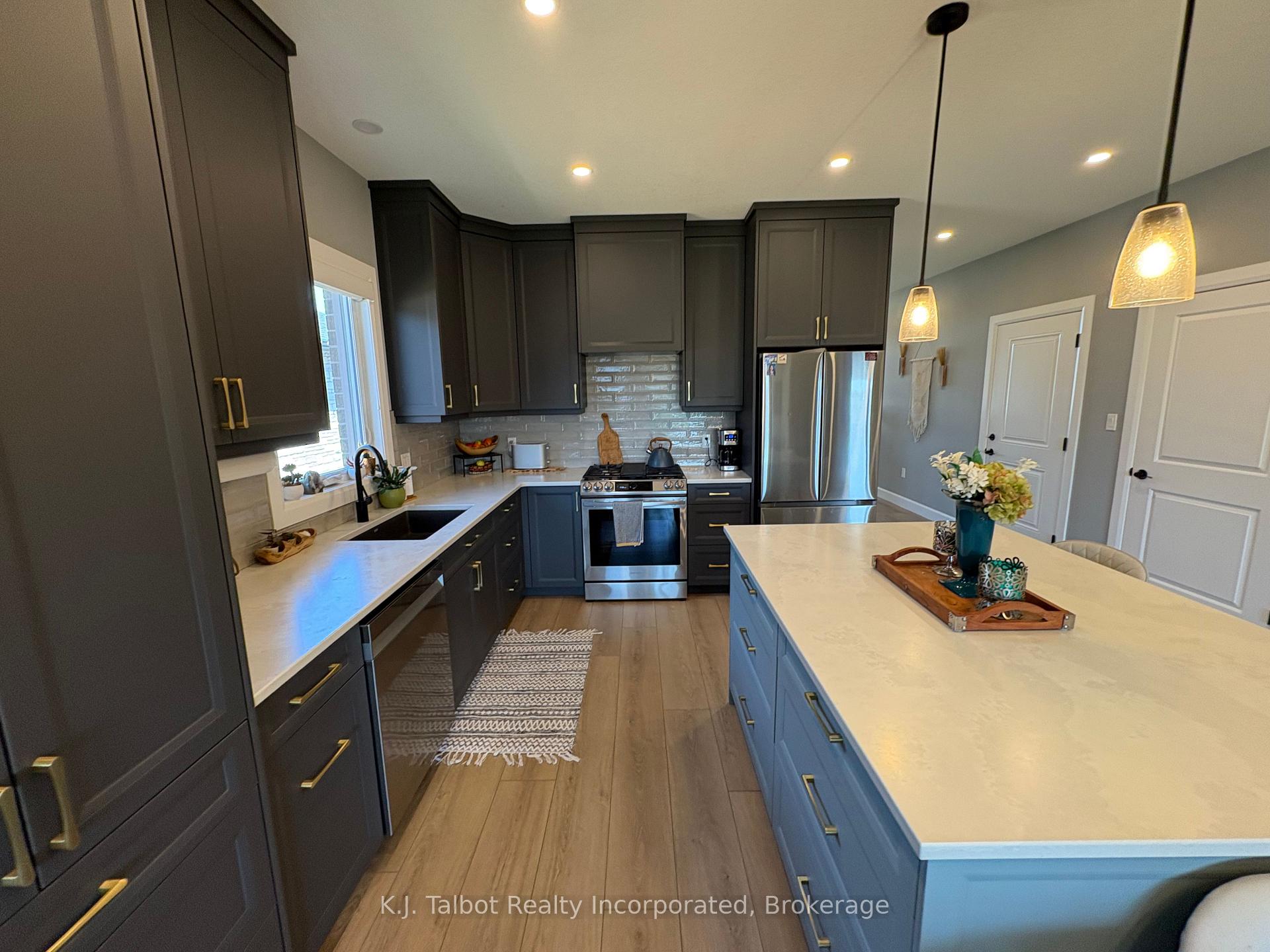 Photo 12 of 185 Shearwater Trail, Goderich, Goderich (Town) — HOMEH