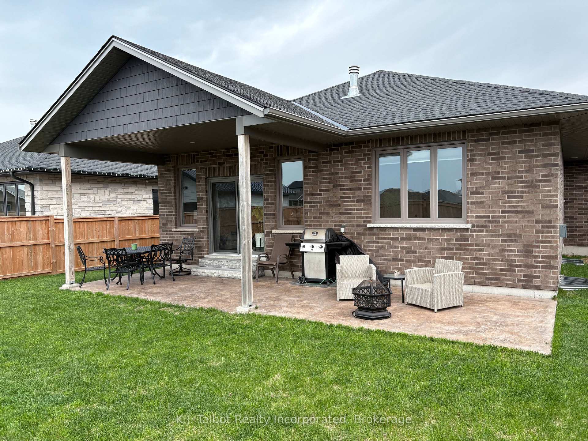 Photo 25 of 185 Shearwater Trail, Goderich, Goderich (Town) — HOMEH