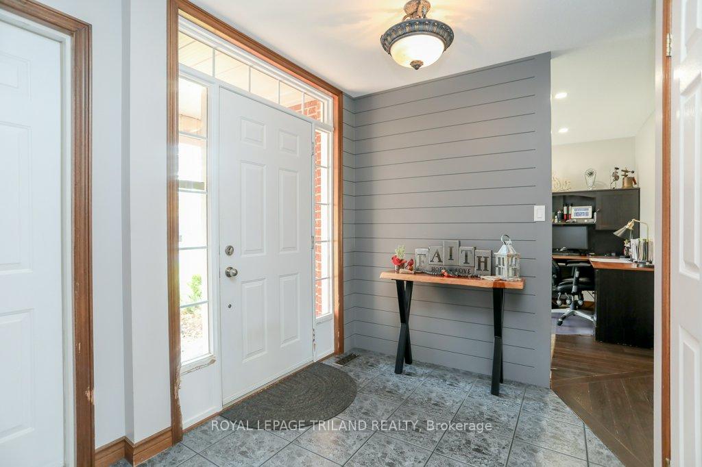 Photo 8 of 210 Snyders Avenue, Central Elgin, Belmont — HOMEH