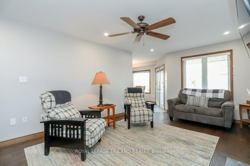 Photo 10 of 210 Snyders Avenue, Central Elgin, Belmont — HOMEH