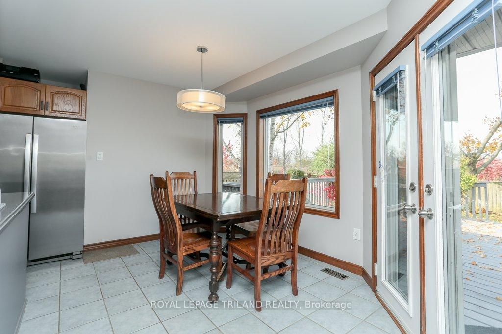 Photo 11 of 210 Snyders Avenue, Central Elgin, Belmont — HOMEH