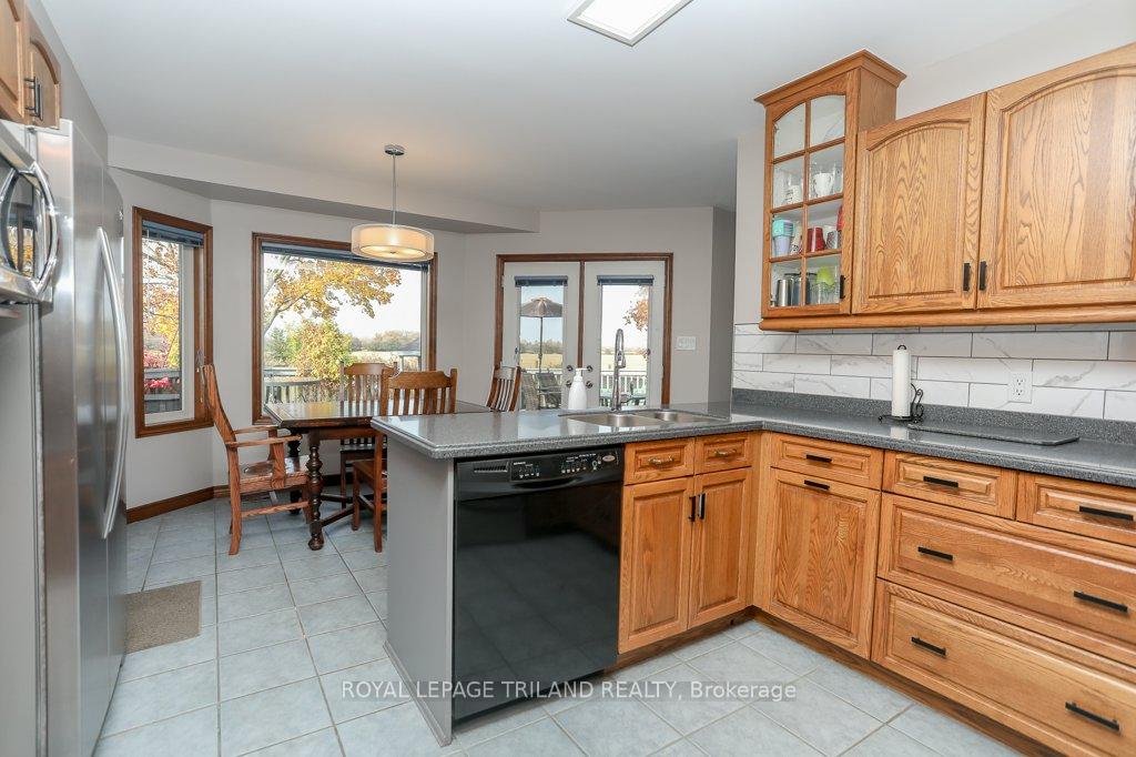 Photo 16 of 210 Snyders Avenue, Central Elgin, Belmont — HOMEH
