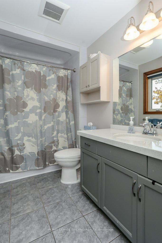 Photo 22 of 210 Snyders Avenue, Central Elgin, Belmont — HOMEH