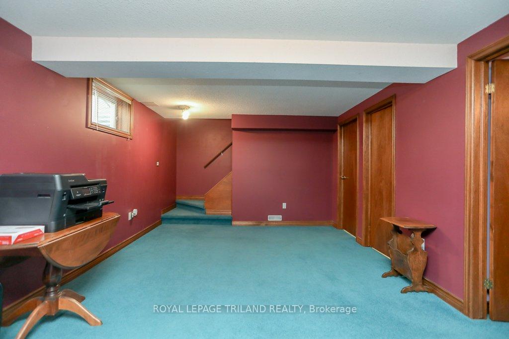 Photo 27 of 210 Snyders Avenue, Central Elgin, Belmont — HOMEH