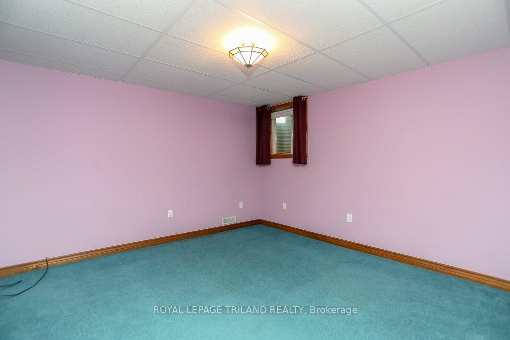 Photo 28 of 210 Snyders Avenue, Central Elgin, Belmont — HOMEH