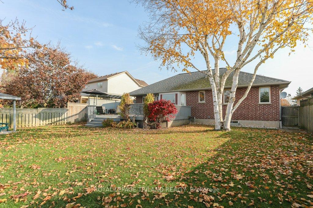 Photo 34 of 210 Snyders Avenue, Central Elgin, Belmont — HOMEH
