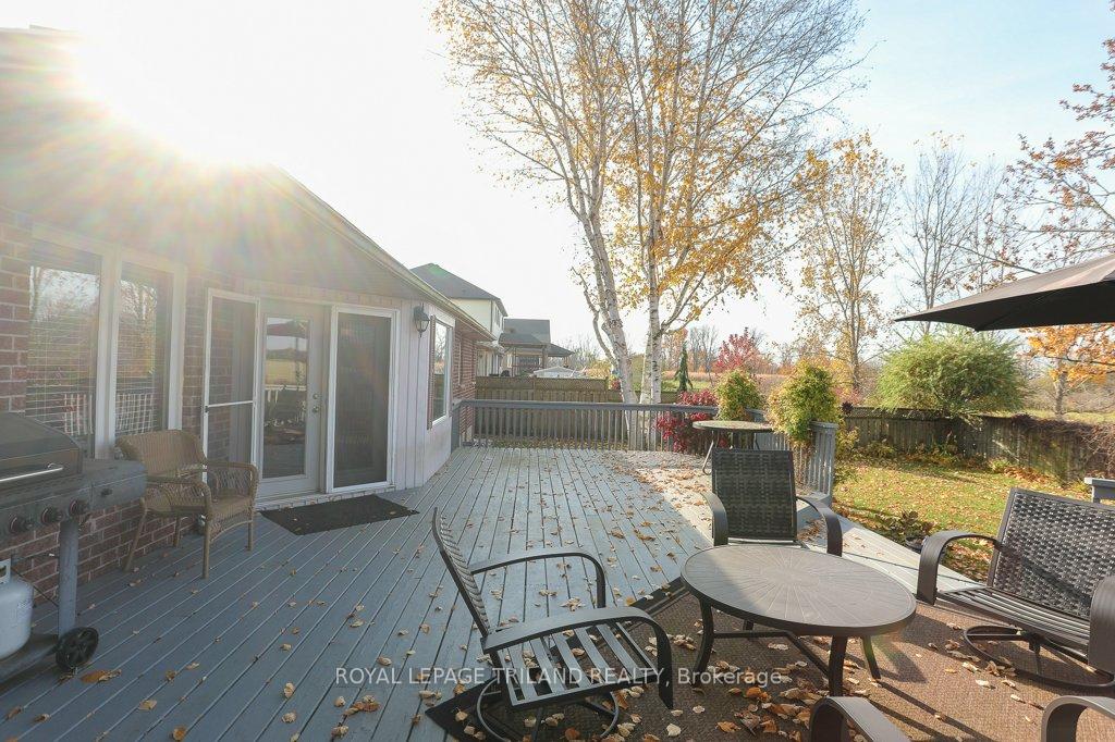 Photo 40 of 210 Snyders Avenue, Central Elgin, Belmont — HOMEH