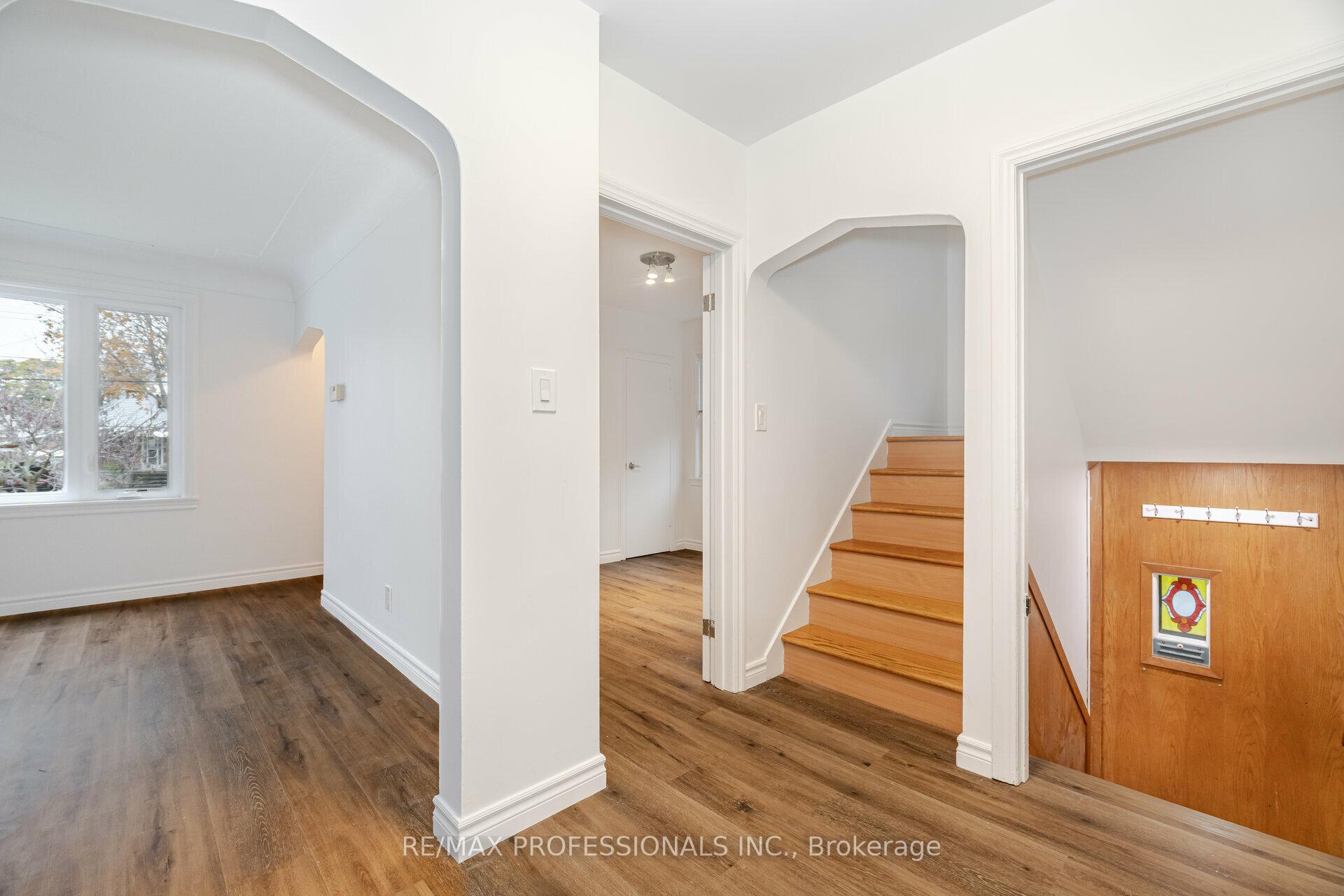 Photo 18 of 170 East 33rd Street E, Hamilton, Raleigh — HOMEH