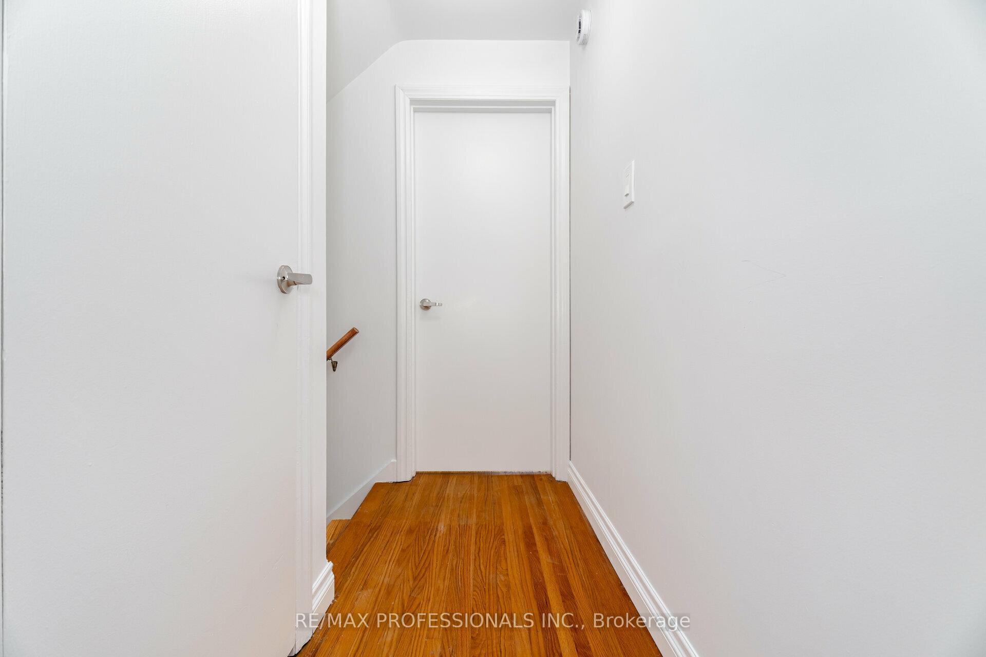 Photo 20 of 170 East 33rd Street E, Hamilton, Raleigh — HOMEH