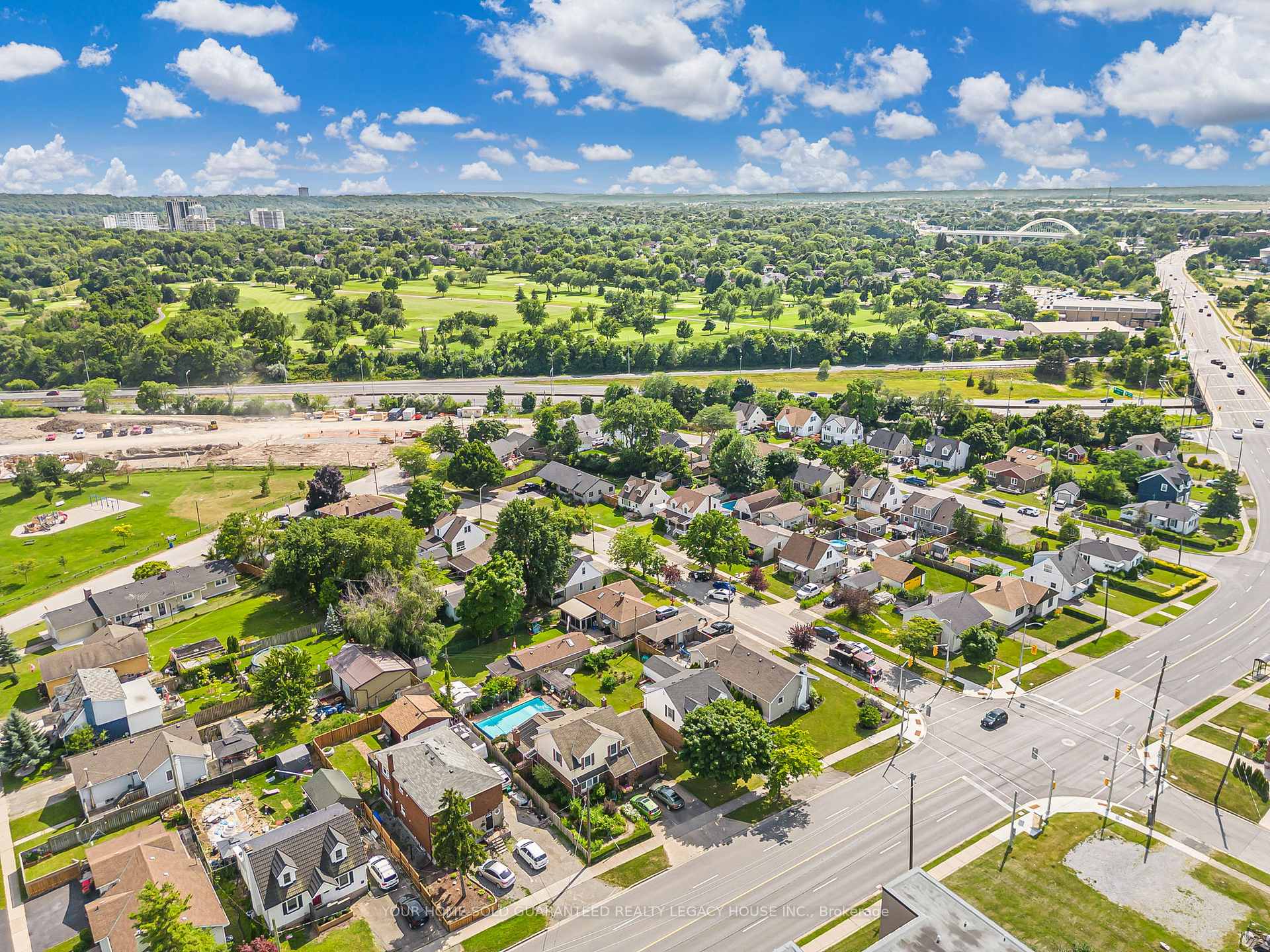 Photo 31 of 138 Westchester Crescent, St. Catharines, E. Chester — HOMEH