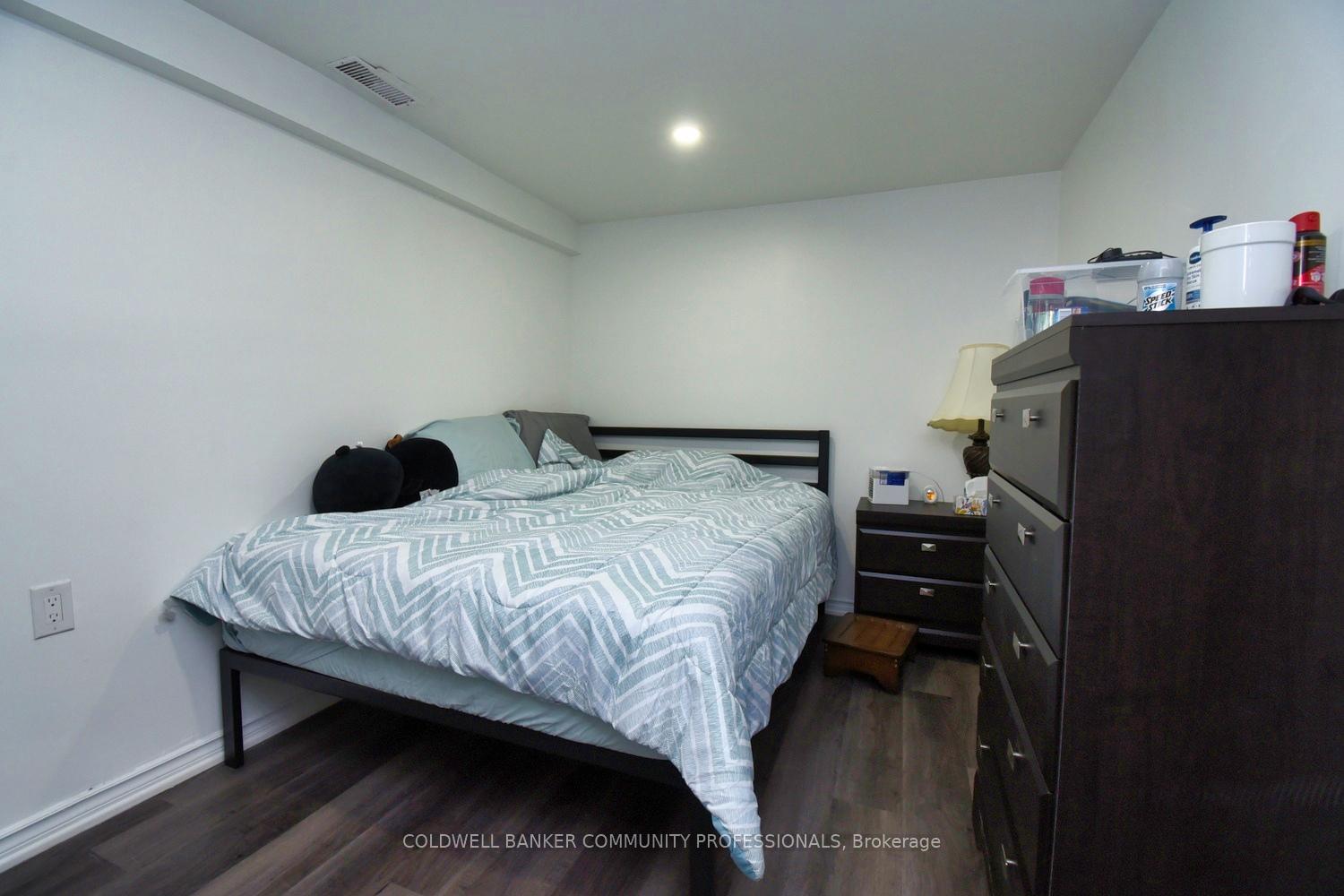Photo 20 of 162 Newlands Avenue, Hamilton, Homeside — HOMEH