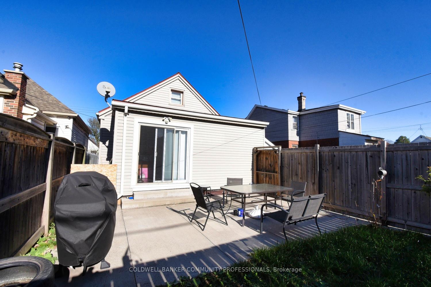 Photo 25 of 162 Newlands Avenue, Hamilton, Homeside — HOMEH
