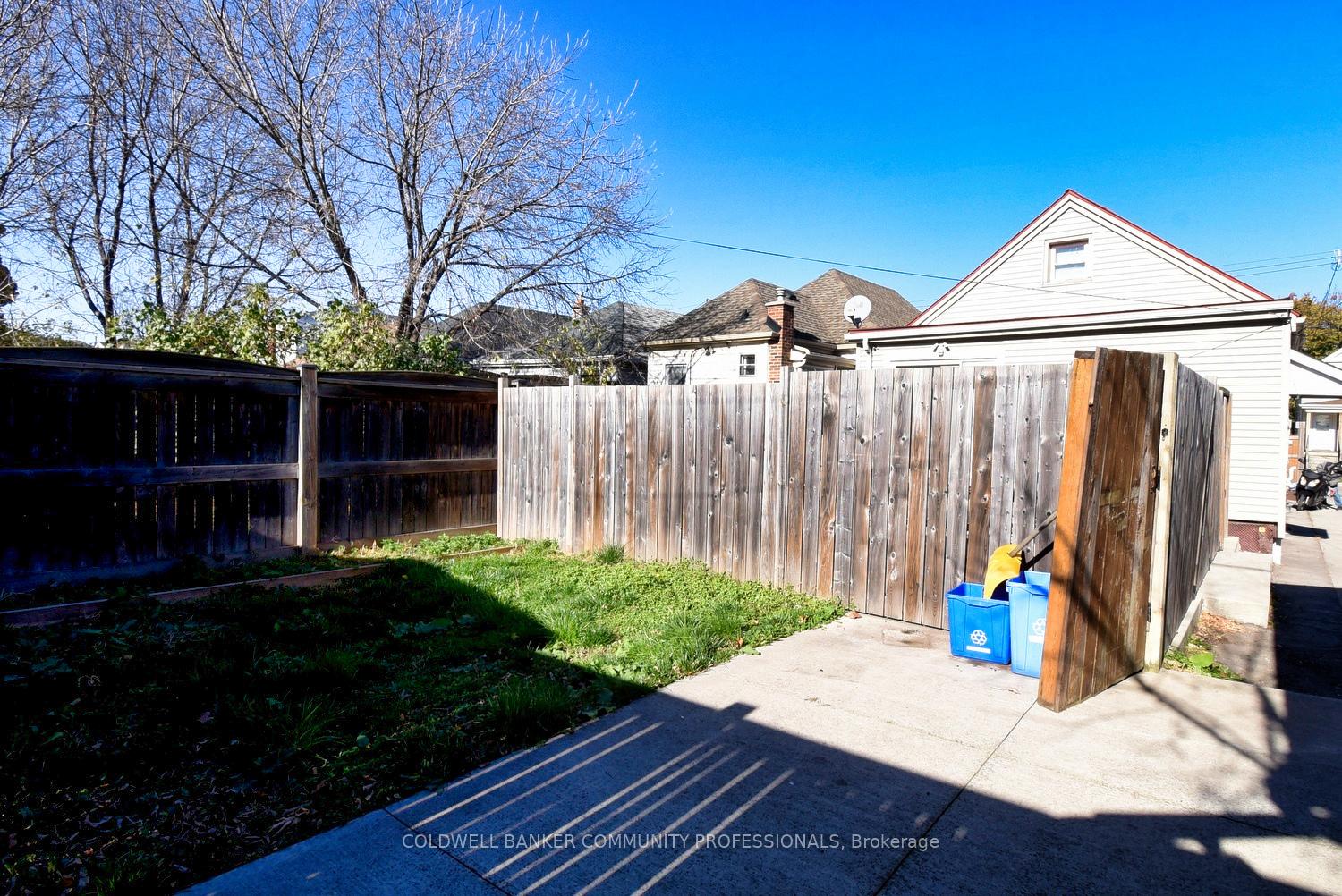 Photo 27 of 162 Newlands Avenue, Hamilton, Homeside — HOMEH