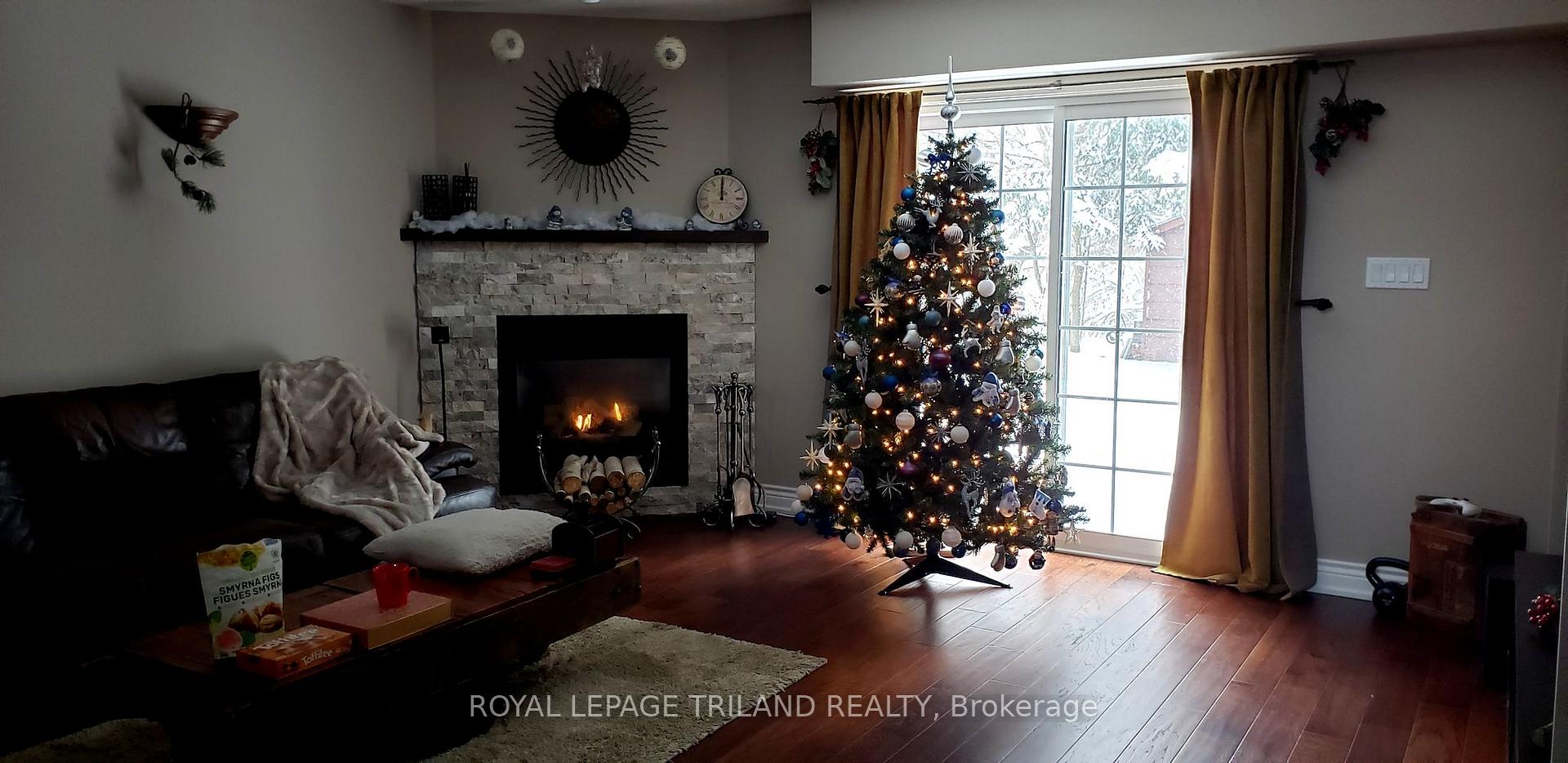 Photo 15 of 130 Axford Parkway, St. Thomas — HOMEH