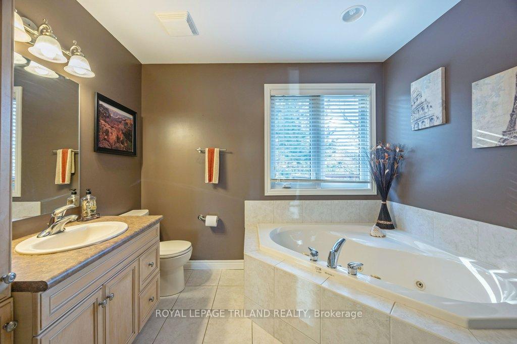 Photo 18 of 130 Axford Parkway, St. Thomas — HOMEH