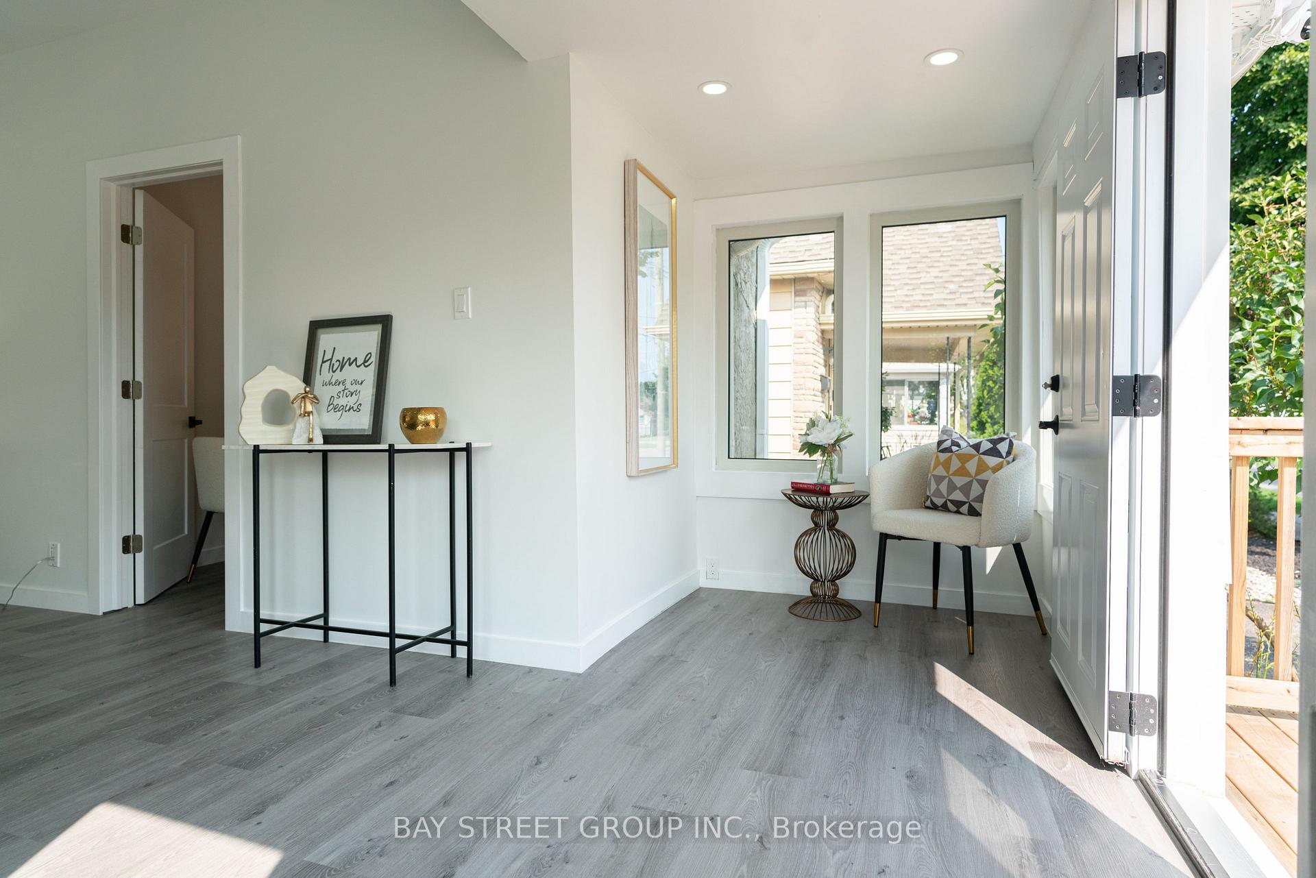 Photo 4 of 11 Marren Street, St. Catharines, Oakdale — HOMEH