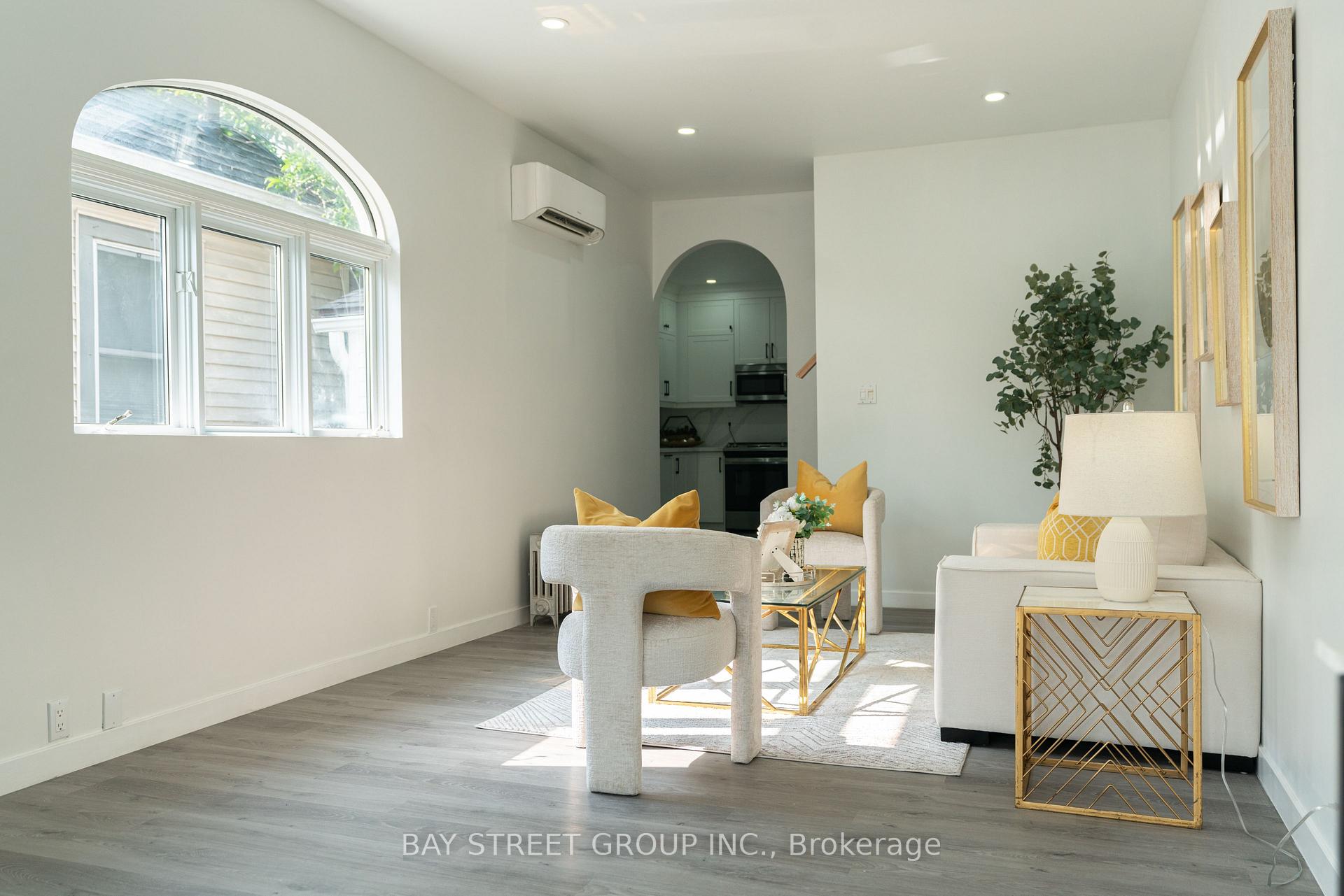 Photo 7 of 11 Marren Street, St. Catharines, Oakdale — HOMEH