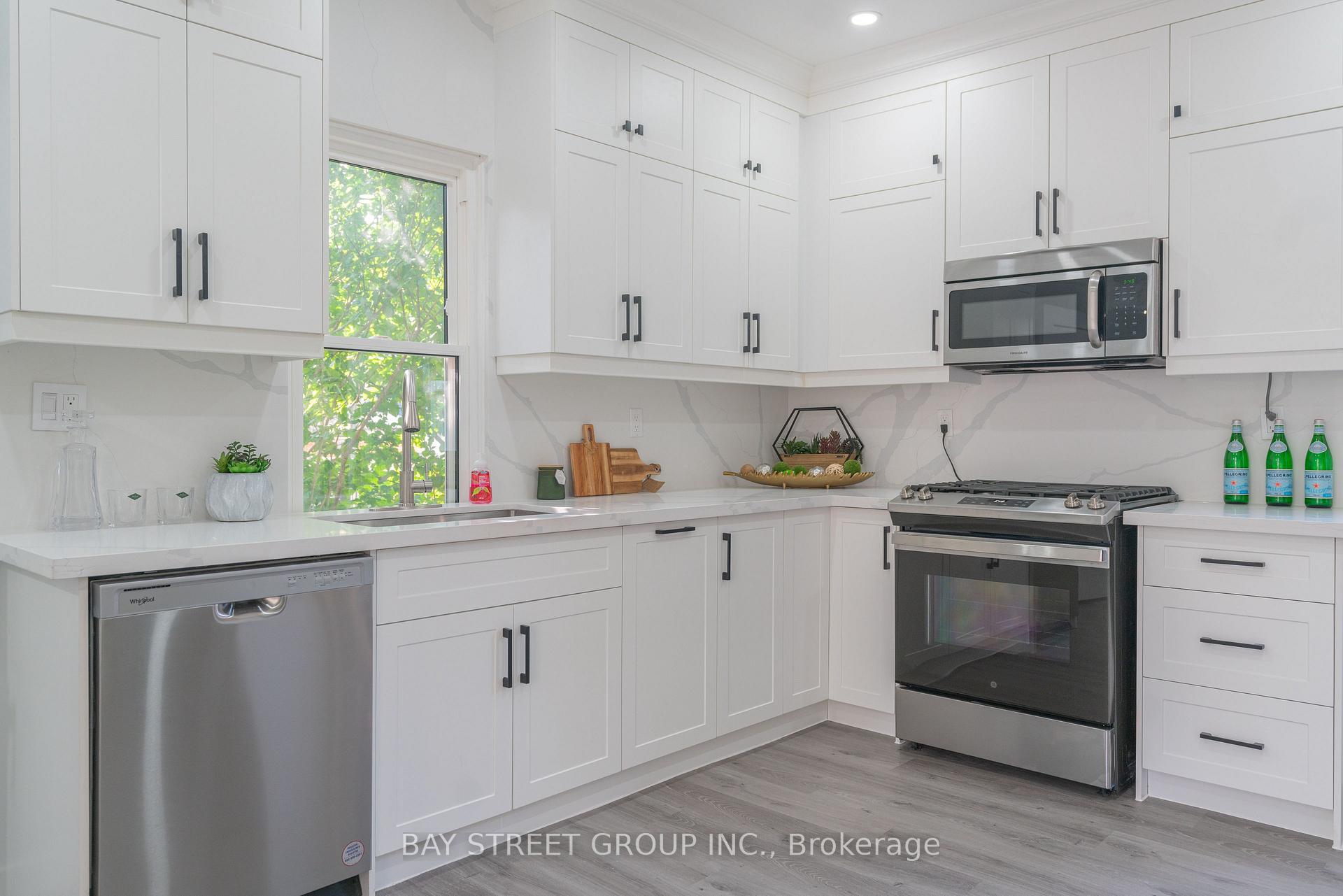 Photo 10 of 11 Marren Street, St. Catharines, Oakdale — HOMEH