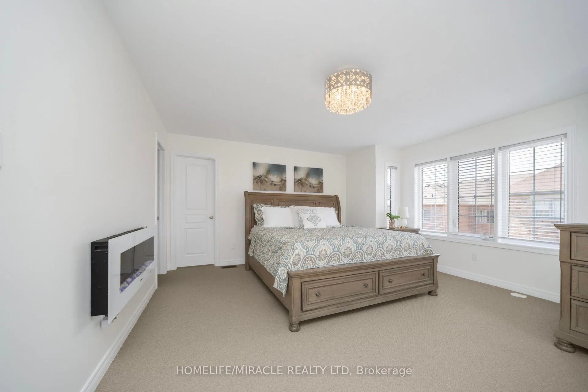 Photo 19 of 2 Aspen Hills Road, Brampton, Credit Valley — HOMEH