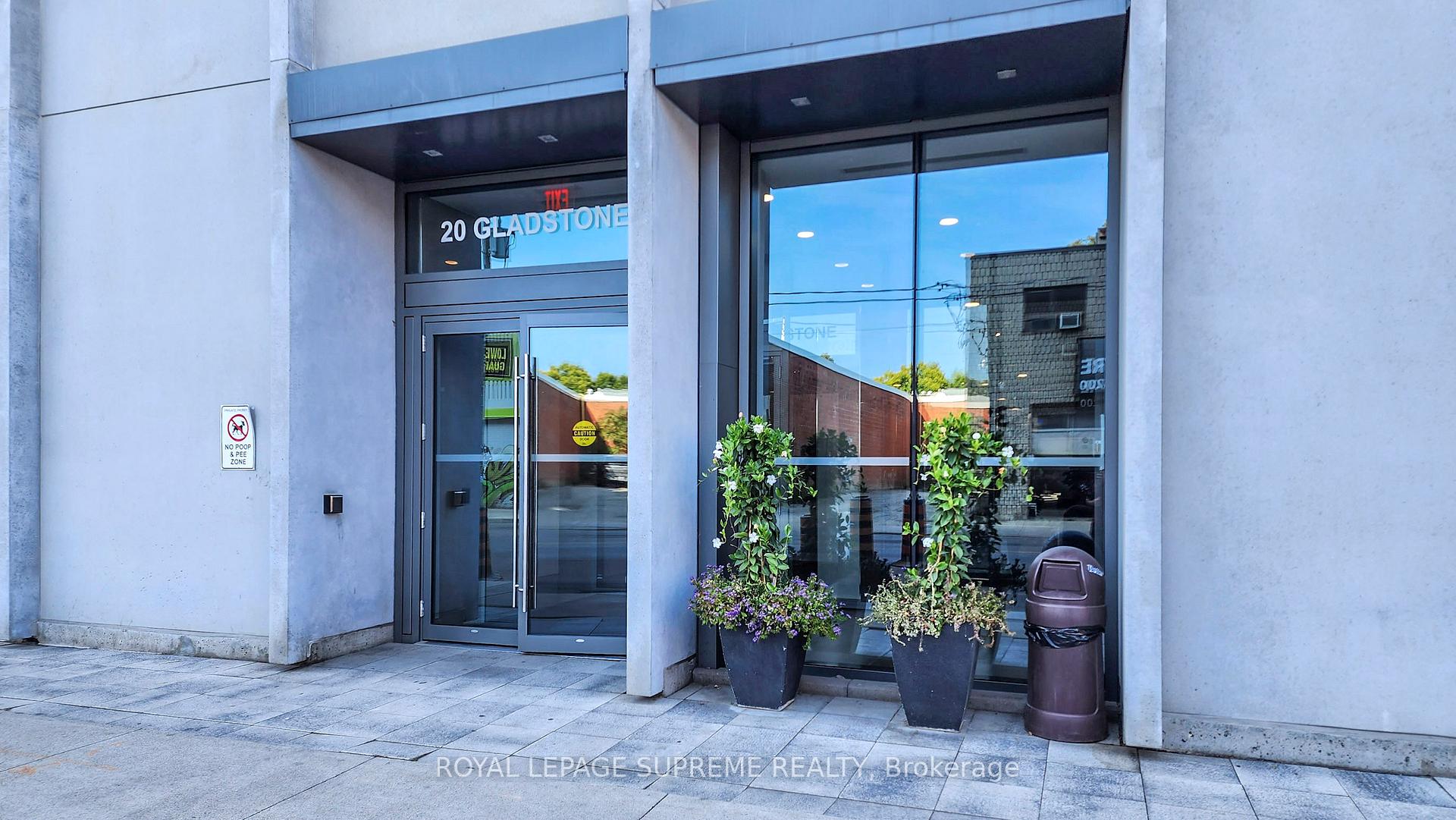 Photo 6 of Unit 709, 20 Gladstone Avenue, Toronto, Little Portugal — HOMEH