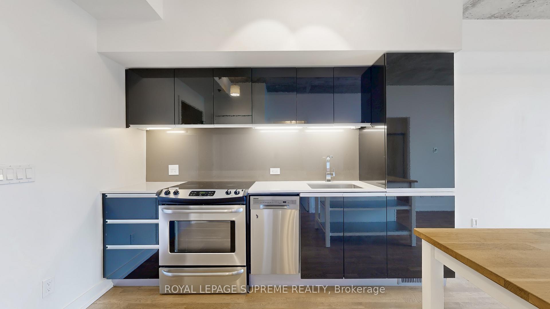 Photo 17 of Unit 709, 20 Gladstone Avenue, Toronto, Little Portugal — HOMEH