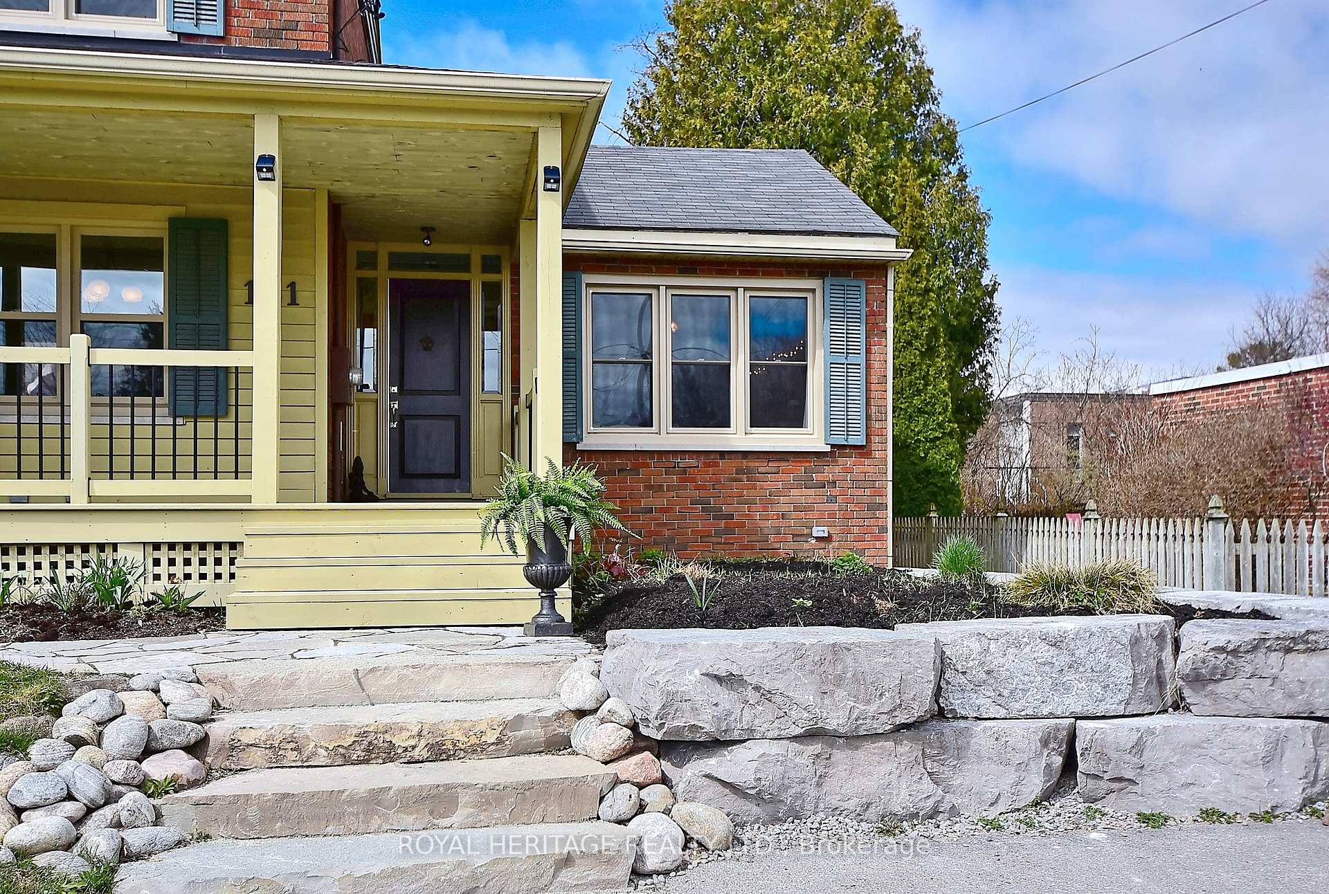 Photo 3 of 181 Abbott Boulevard, Cobourg — HOMEH
