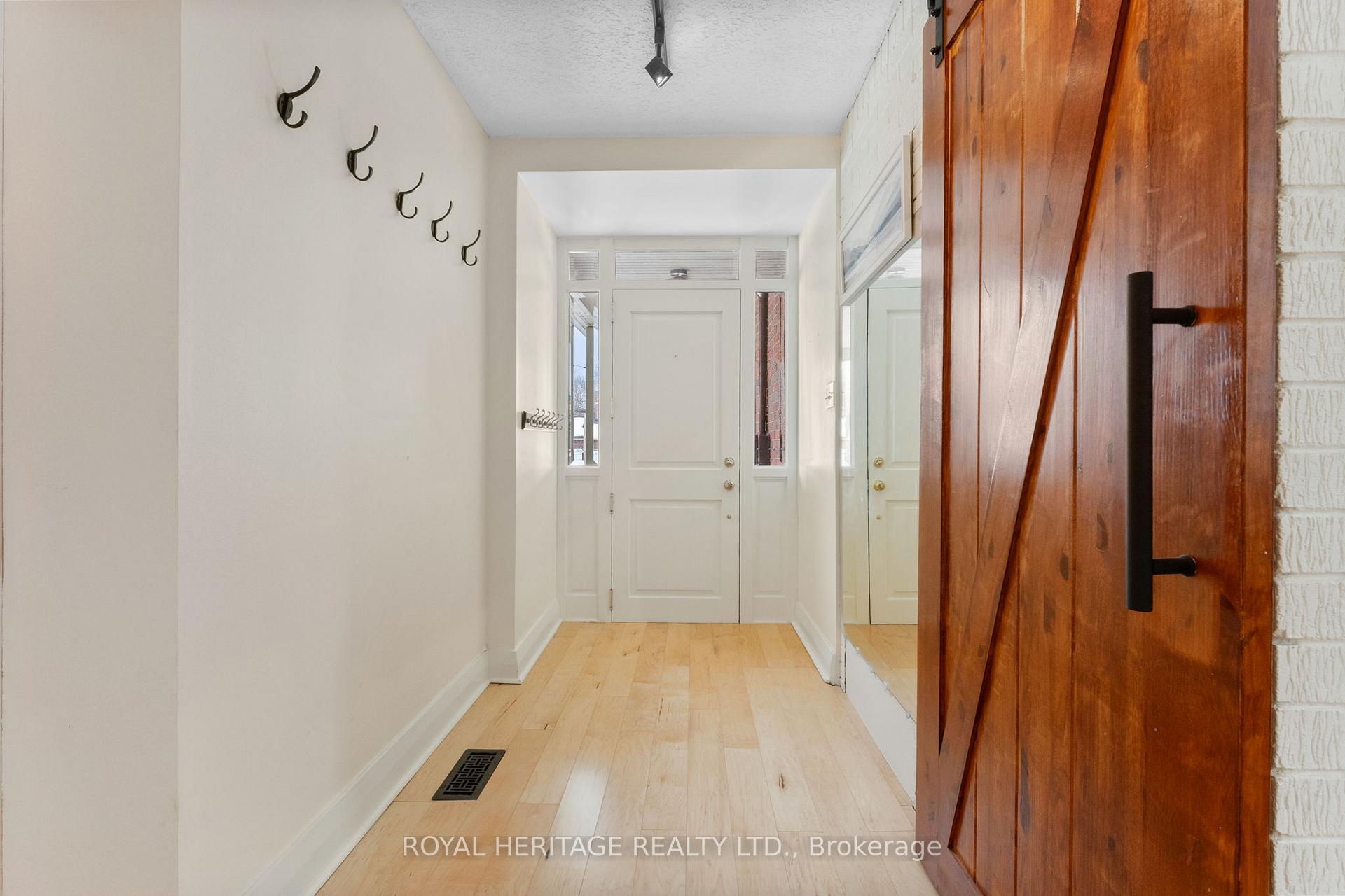 Photo 6 of 181 Abbott Boulevard, Cobourg — HOMEH
