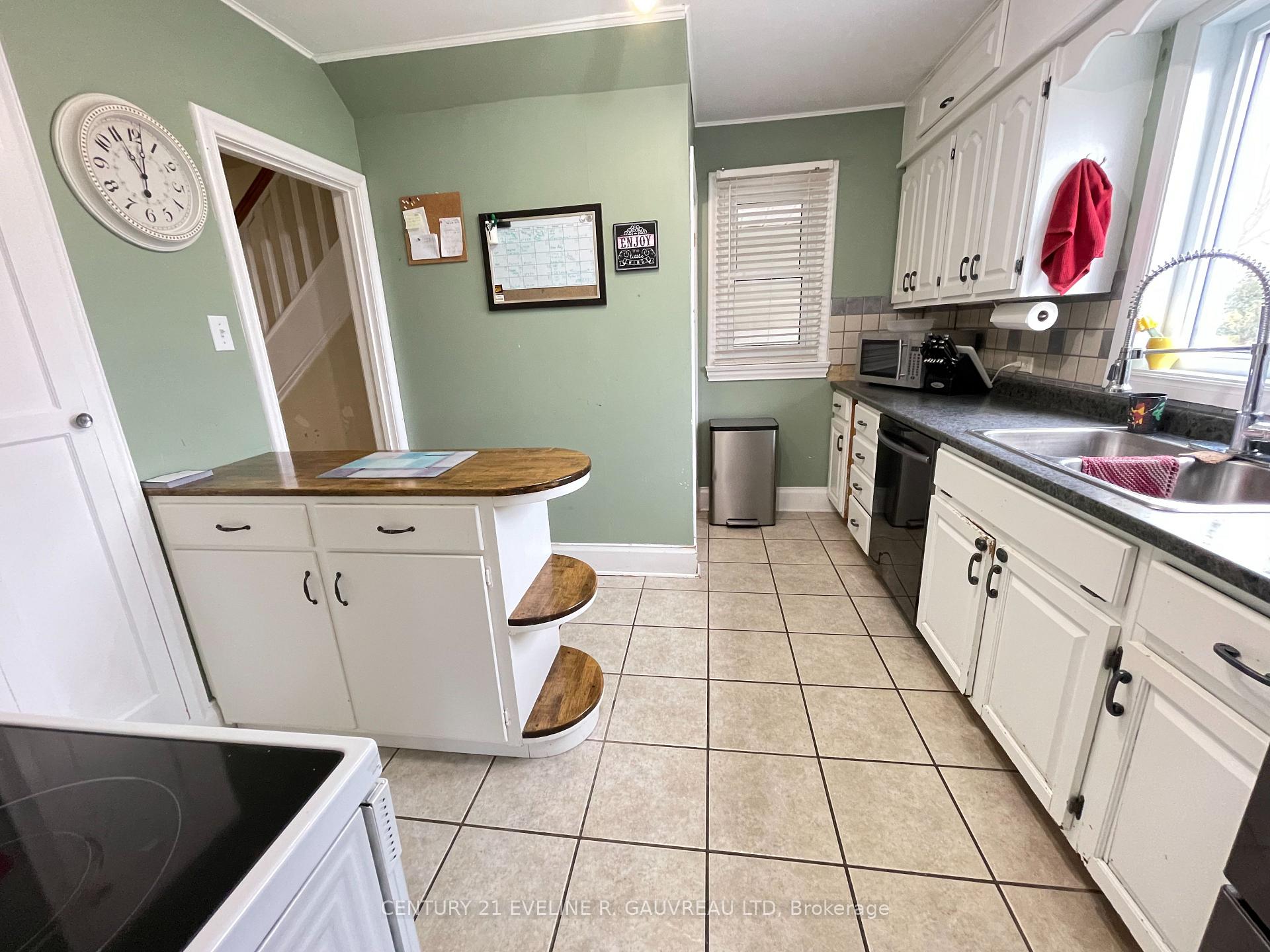 Photo 13 of 65 Dymond Crescent, Temiskaming Shores, New Liskeard — HOMEH