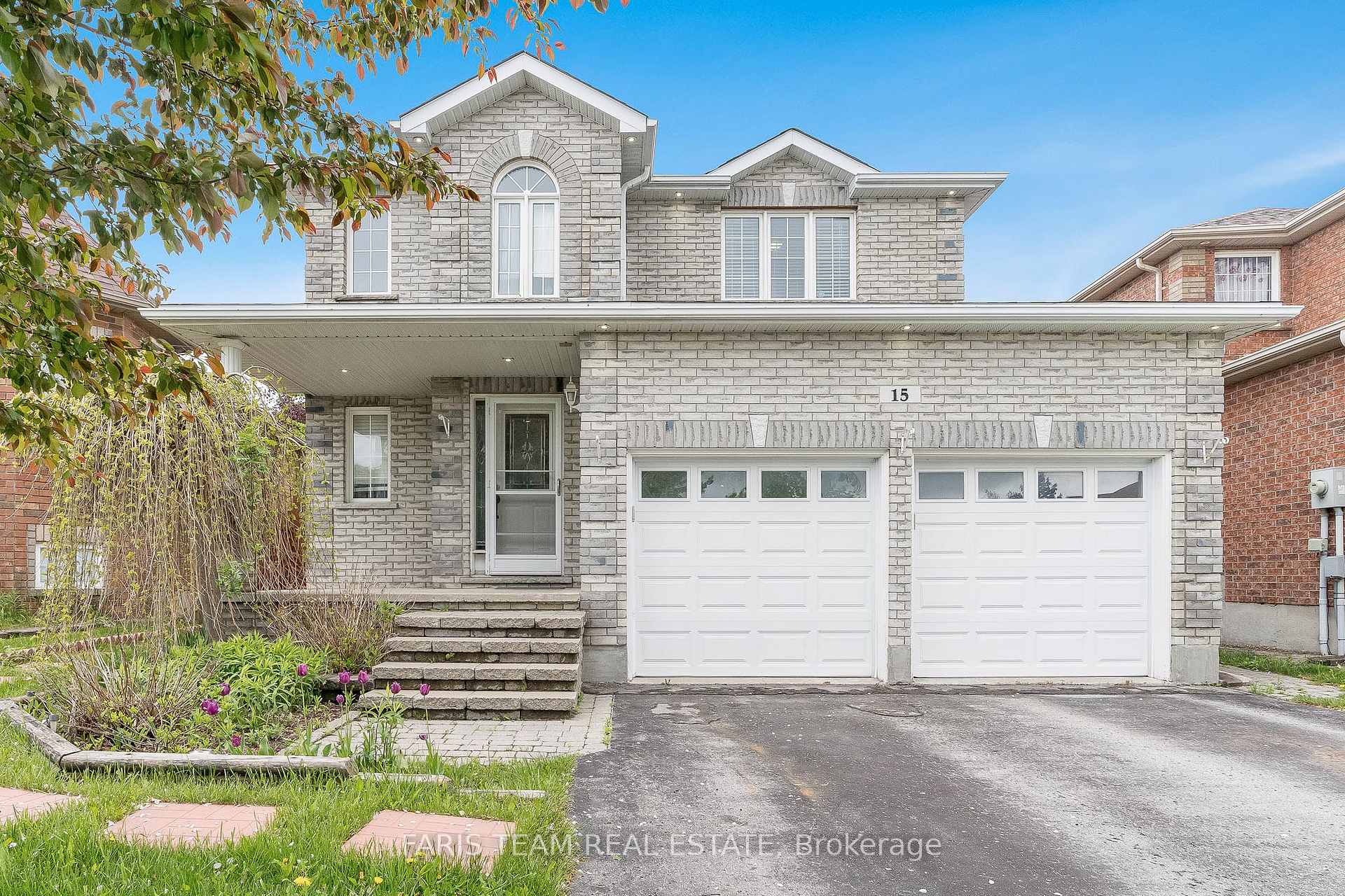 Photo 2 of 15 Dunsmore Lane, Barrie, Georgian Drive — HOMEH