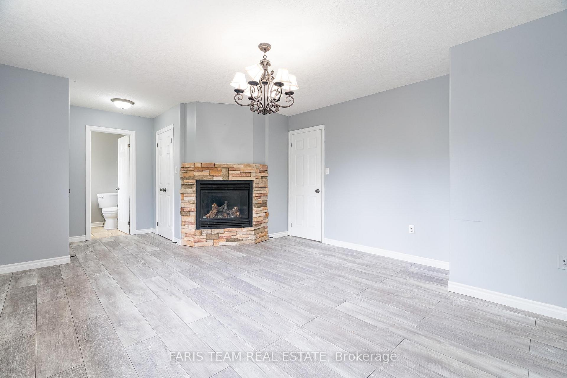 Photo 11 of 15 Dunsmore Lane, Barrie, Georgian Drive — HOMEH