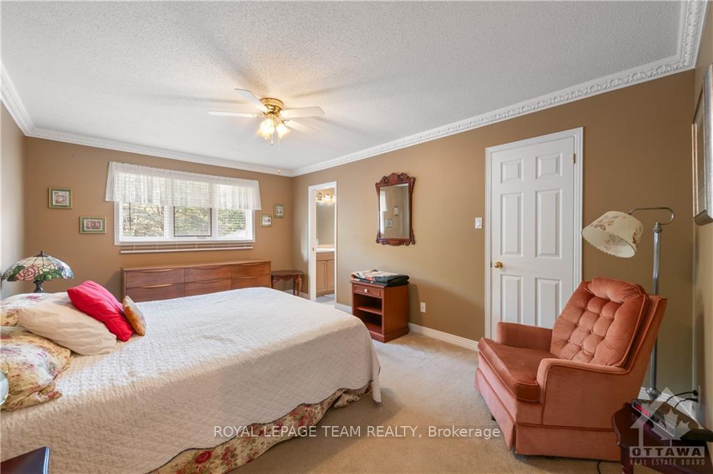 Photo 14 of 2 Hesse Crescent, Ottawa, Stittsville (Central) — HOMEH