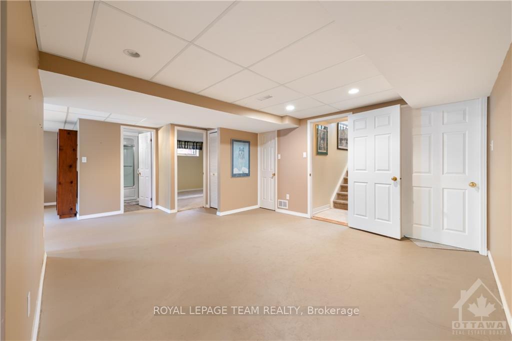 Photo 21 of 2 Hesse Crescent, Ottawa, Stittsville (Central) — HOMEH
