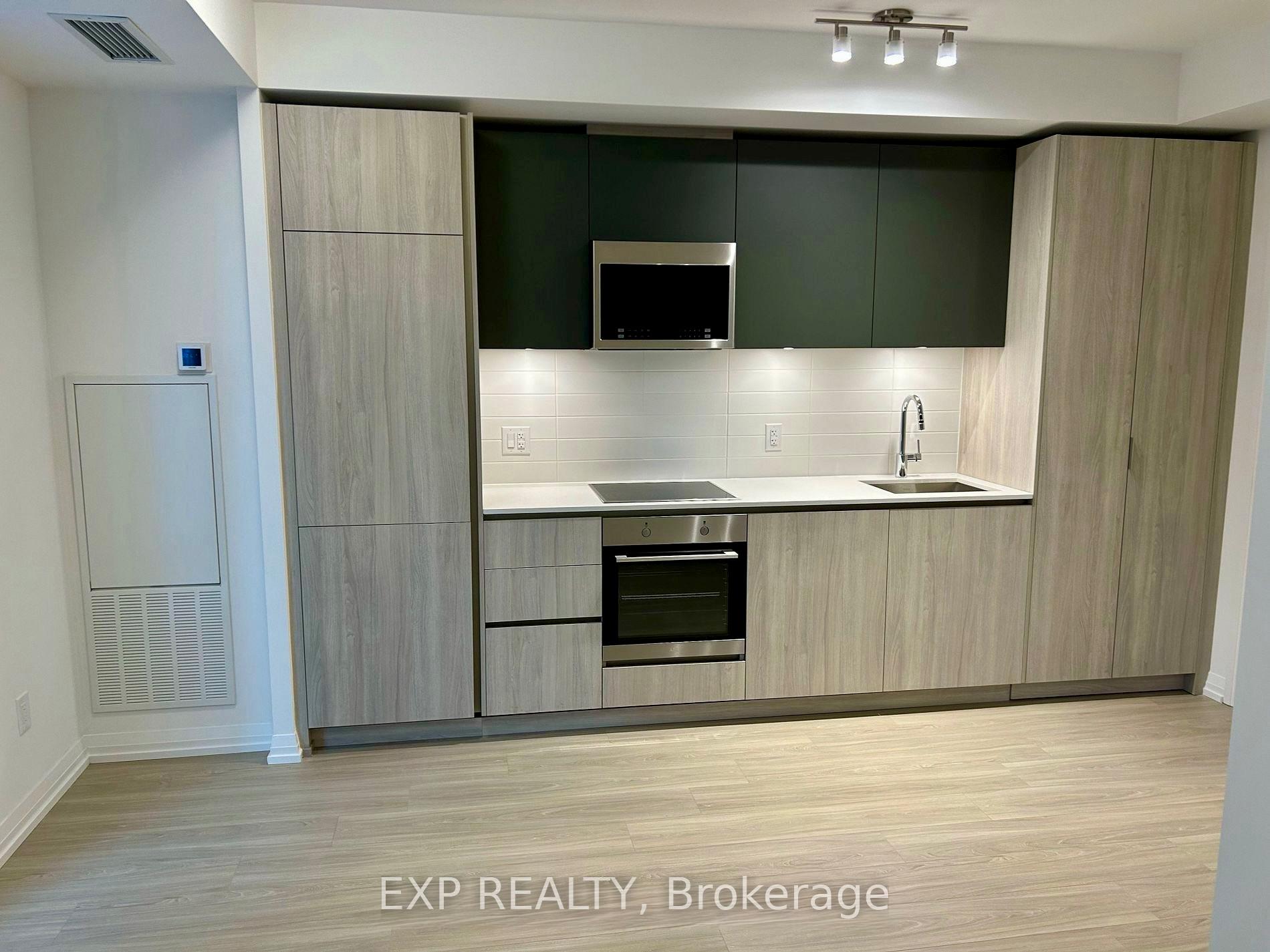 Photo 2 of Unit 607, 8 Widmer Street, Toronto, Waterfront Communities — HOMEH