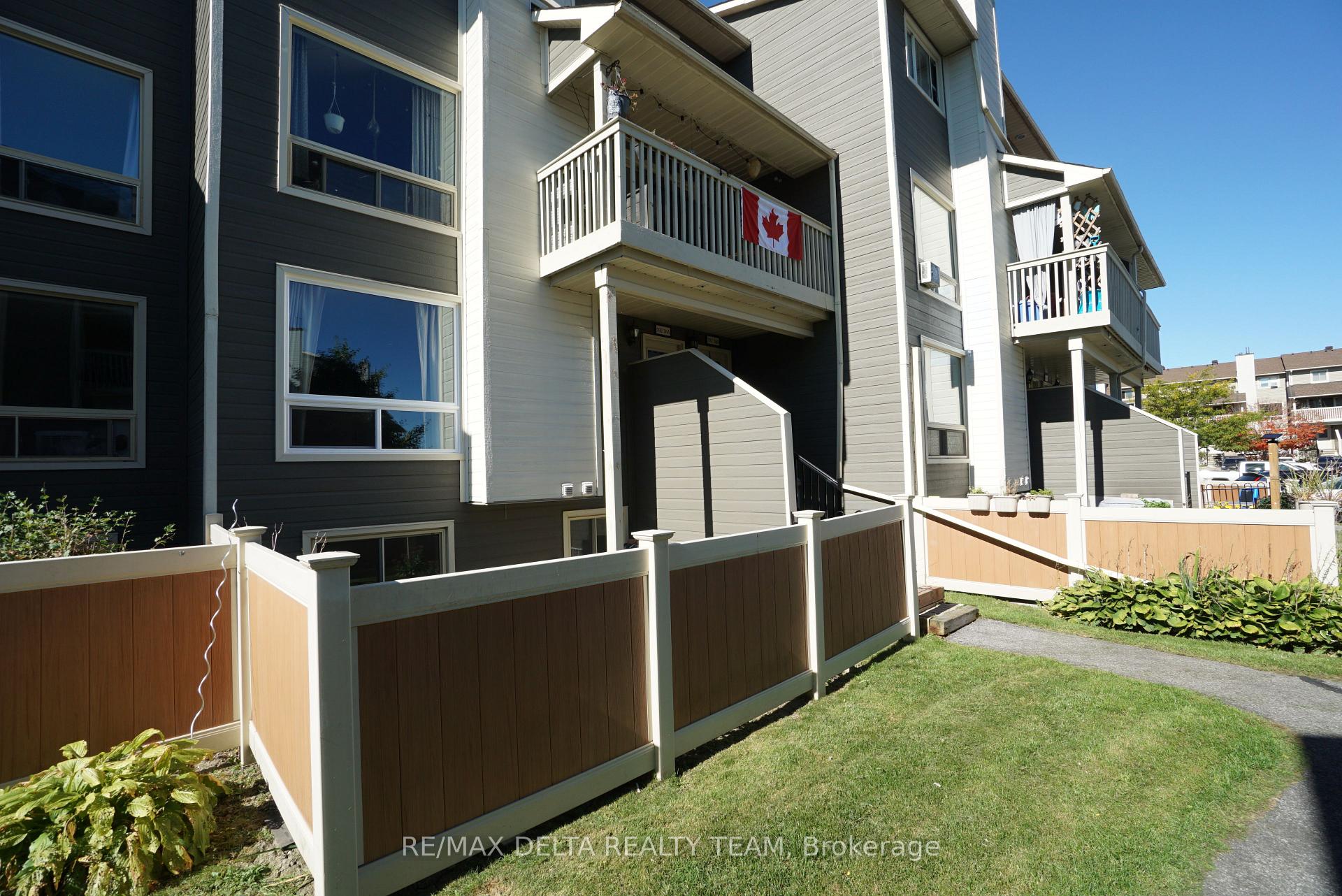 Photo 2 of Unit 36A, 782 St Andre Drive, Ottawa, Hiawatha Park/Convent Glen — HOMEH