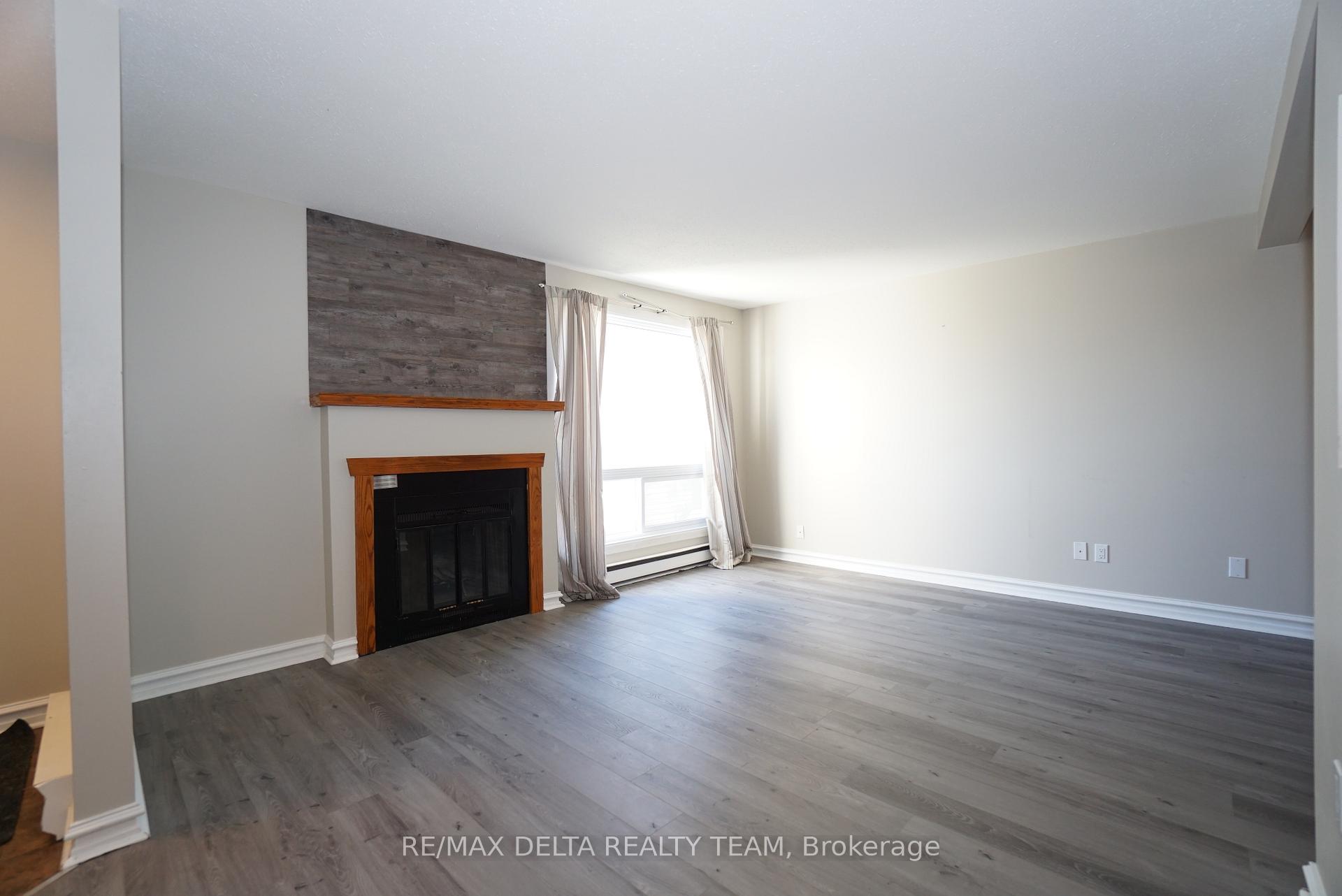 Photo 4 of Unit 36A, 782 St Andre Drive, Ottawa, Hiawatha Park/Convent Glen — HOMEH