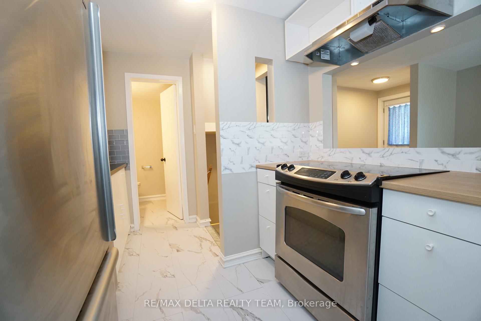 Photo 10 of Unit 36A, 782 St Andre Drive, Ottawa, Hiawatha Park/Convent Glen — HOMEH