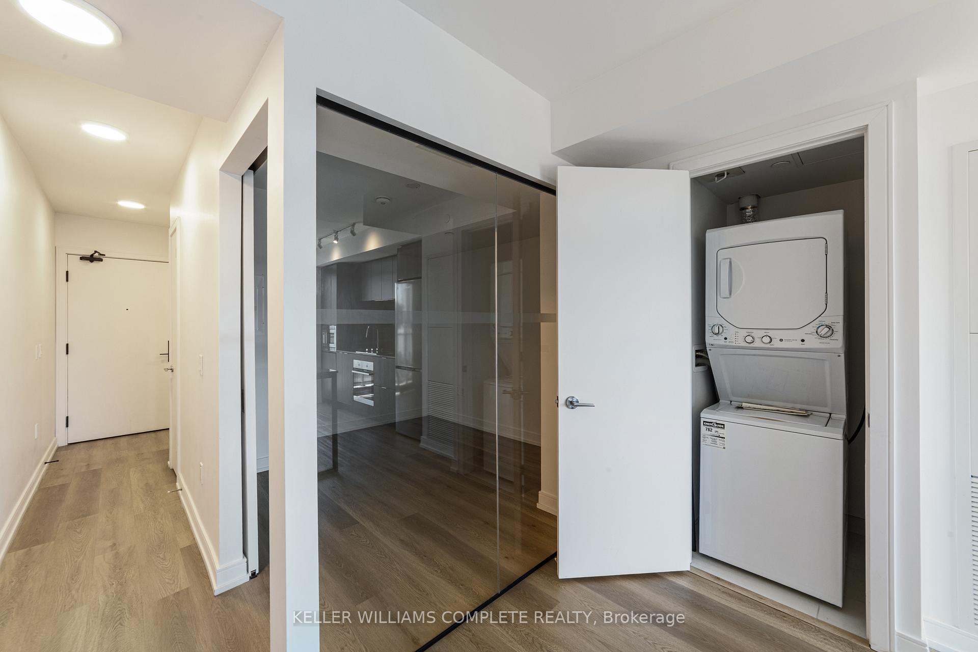 Photo 11 of Unit 1102, 1 Jarvis Street, Hamilton, Beasley — HOMEH