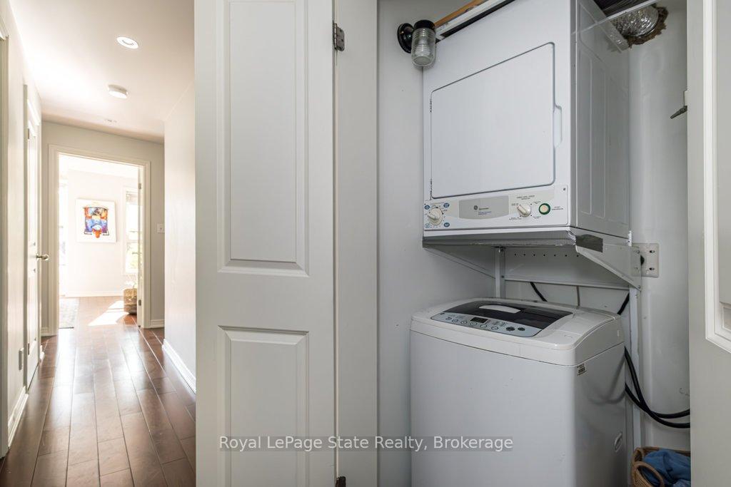 Photo 66 of 262 Jackson Street W, Hamilton, Kirkendall — HOMEH